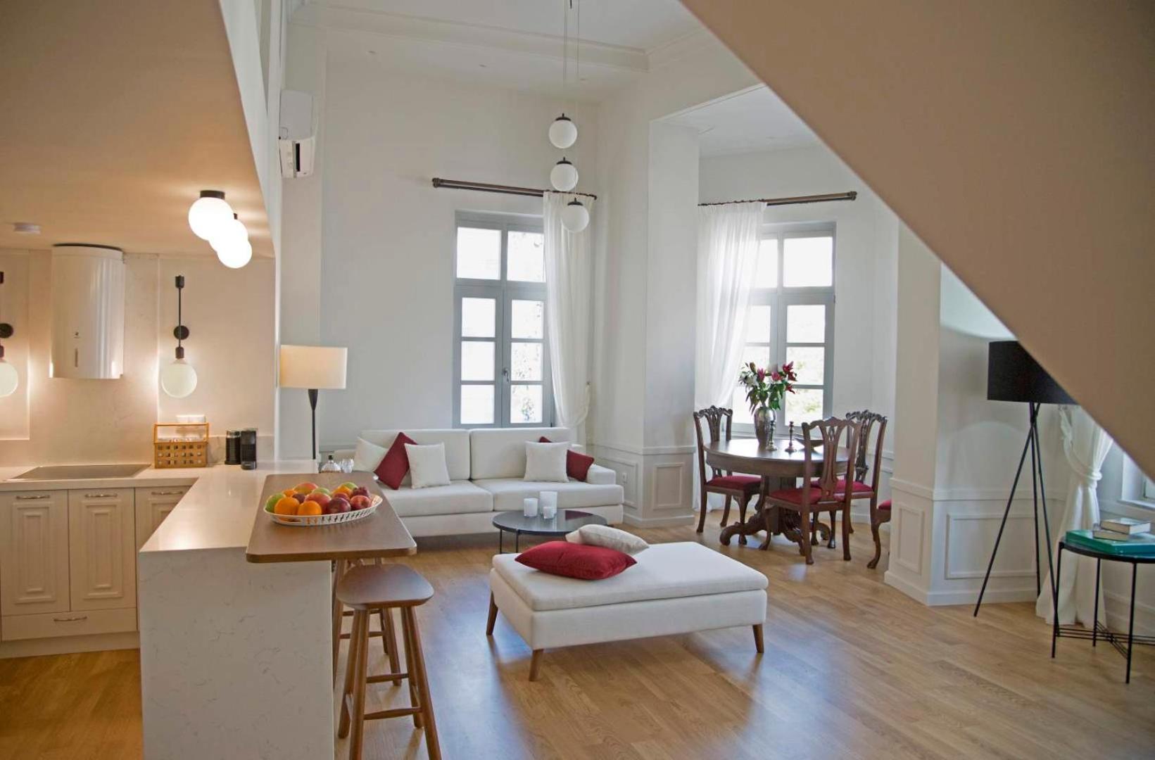 Four Streets Athens - Luxury Suites Apartments in Athens