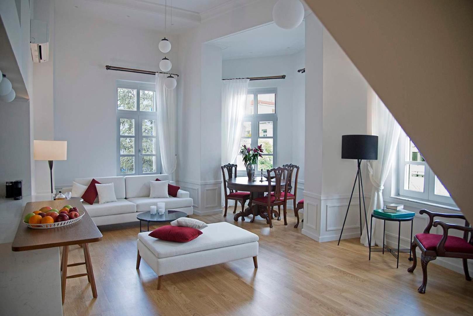 Four Streets Athens - Luxury Suites Apartments in Athens