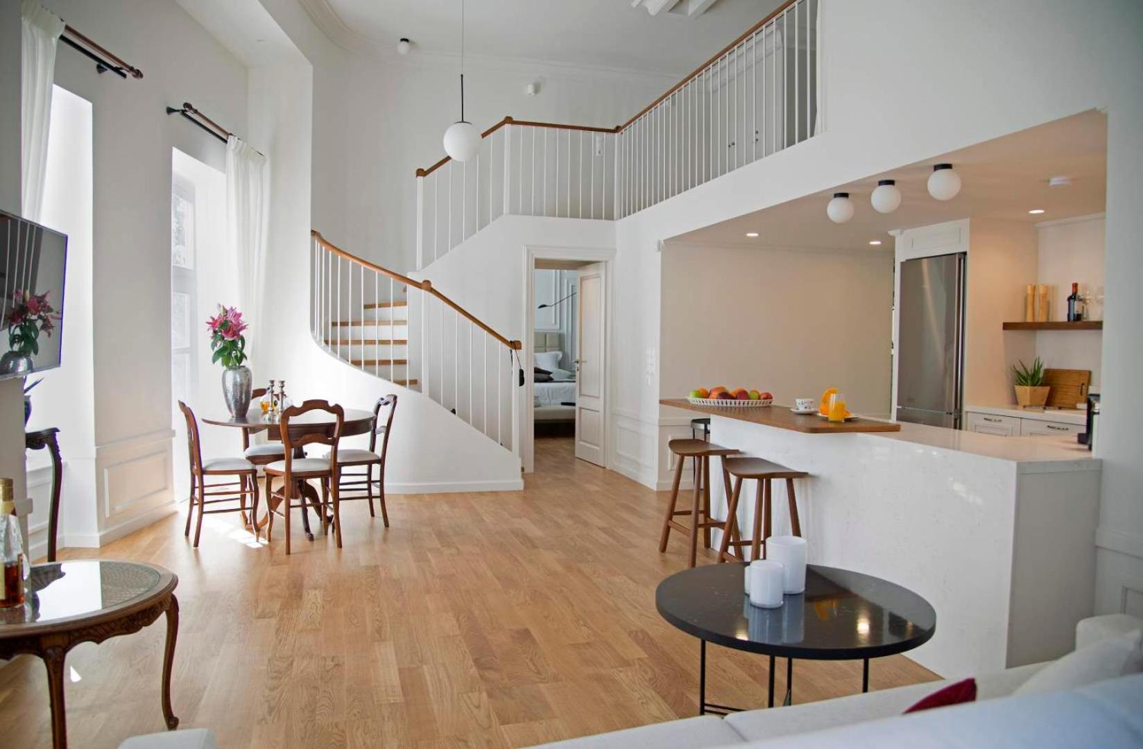 Four Streets Athens - Luxury Suites Apartments in Athens