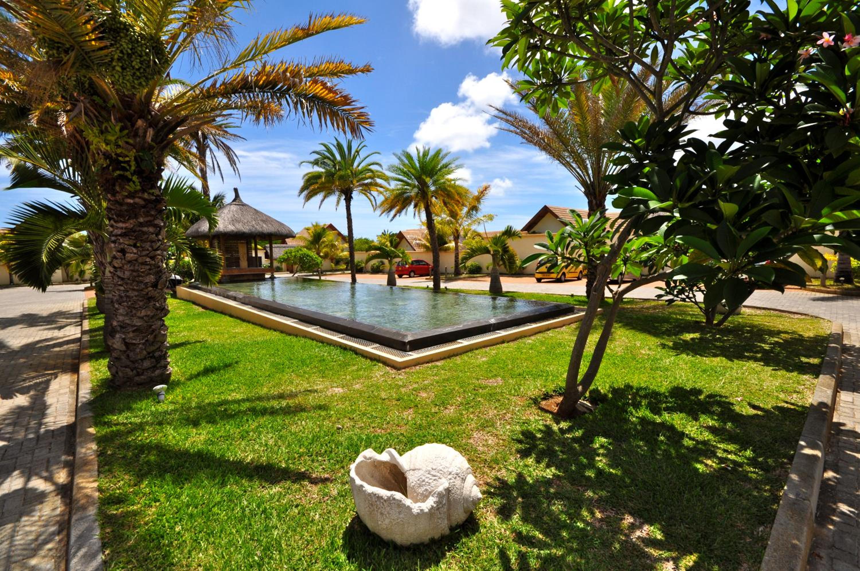 Oasis Villas by Fine & Country view 3