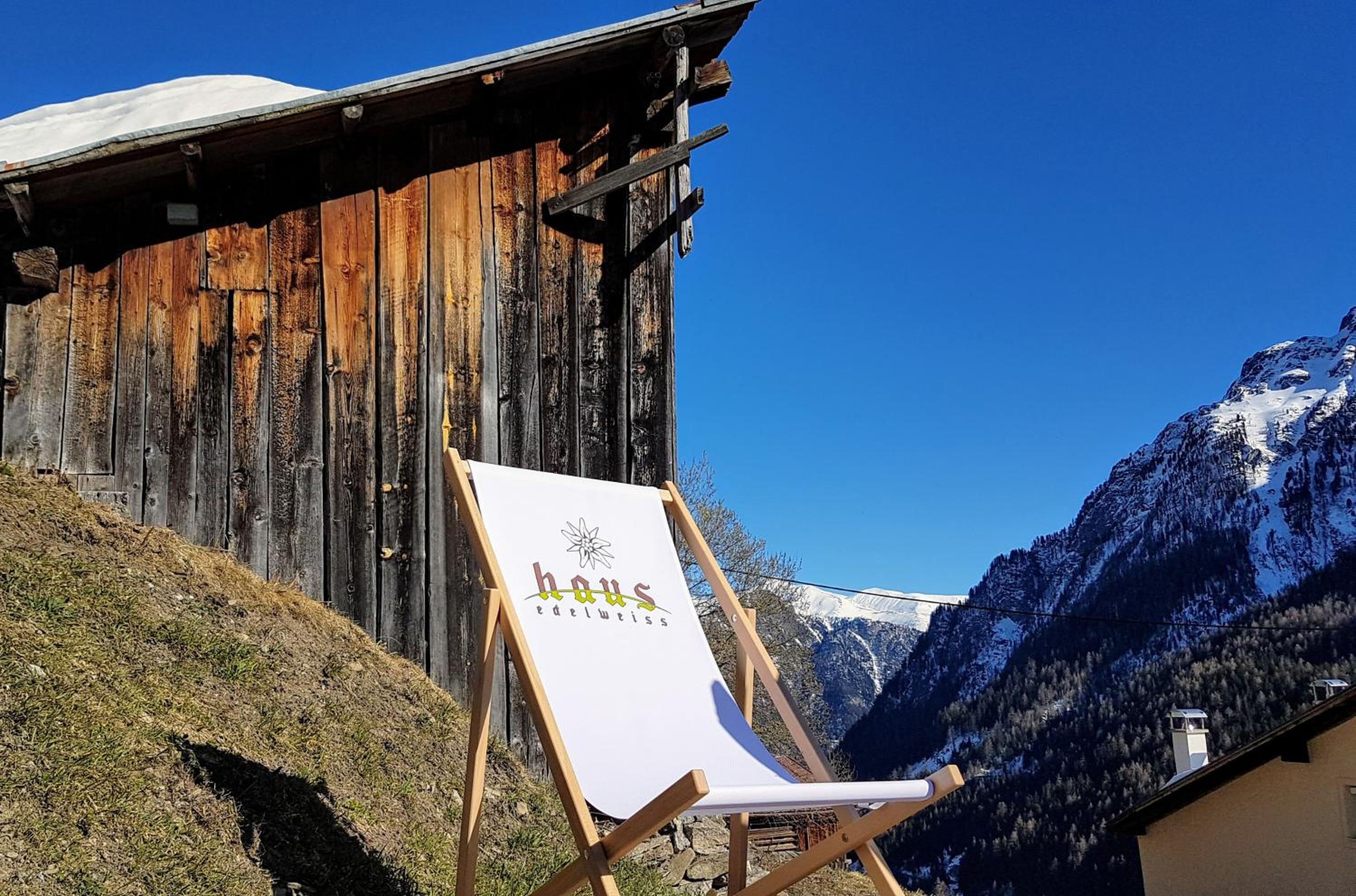 Haus Edelweiss Alpine Chalet near Samnaun