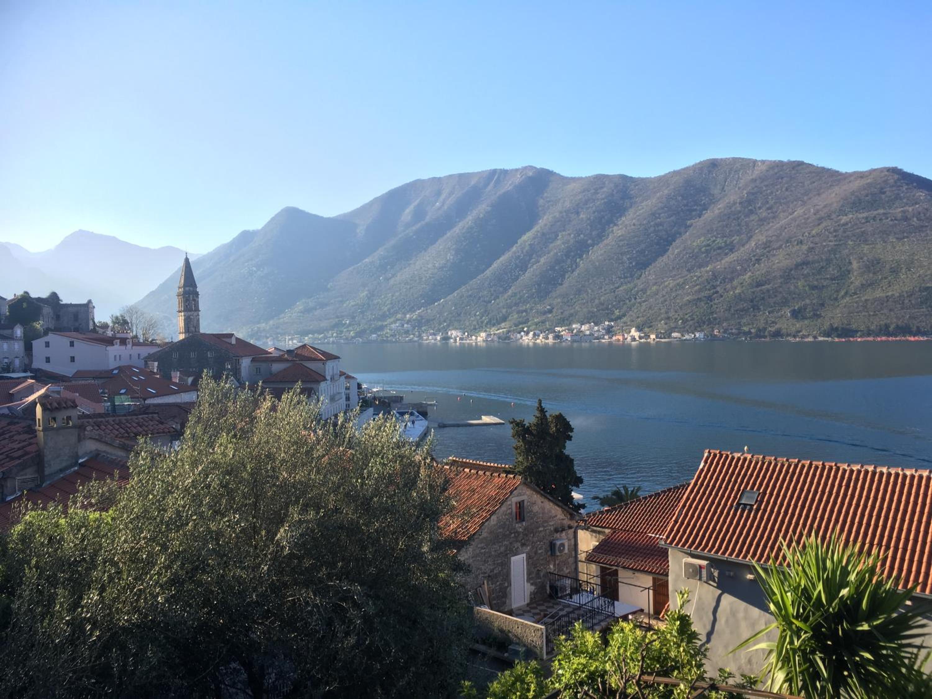 Be happy in Perast
