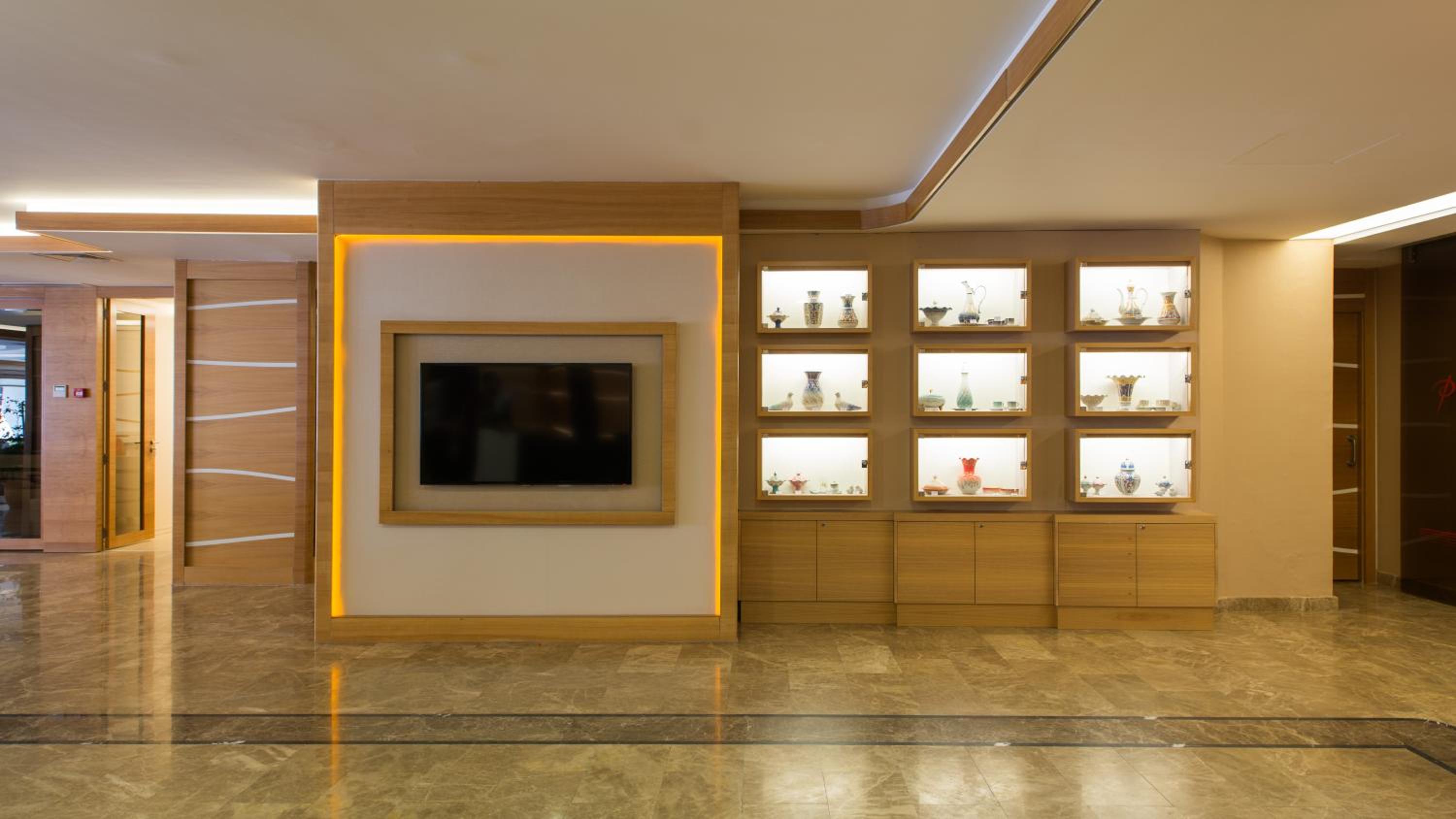 Prestige Hotel Old City - Image 50