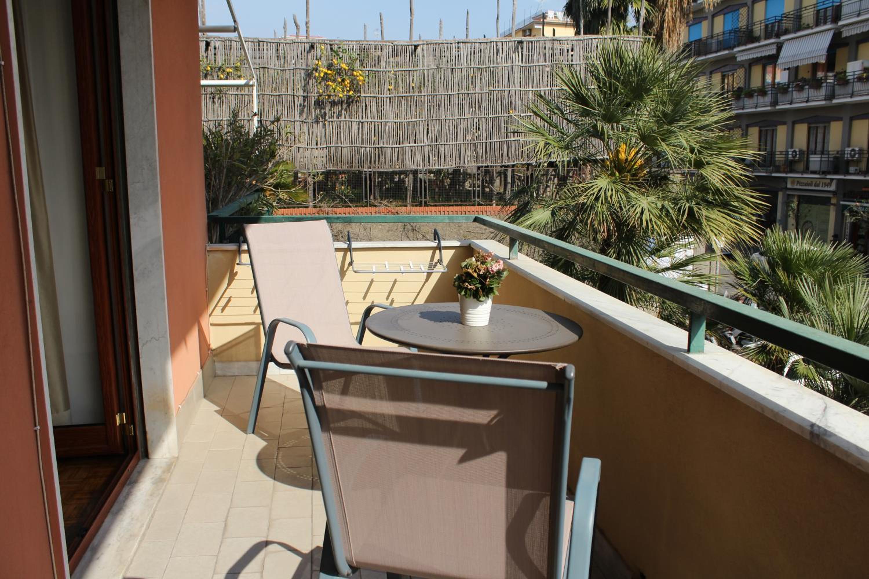 Lemon Rooms Sorrento