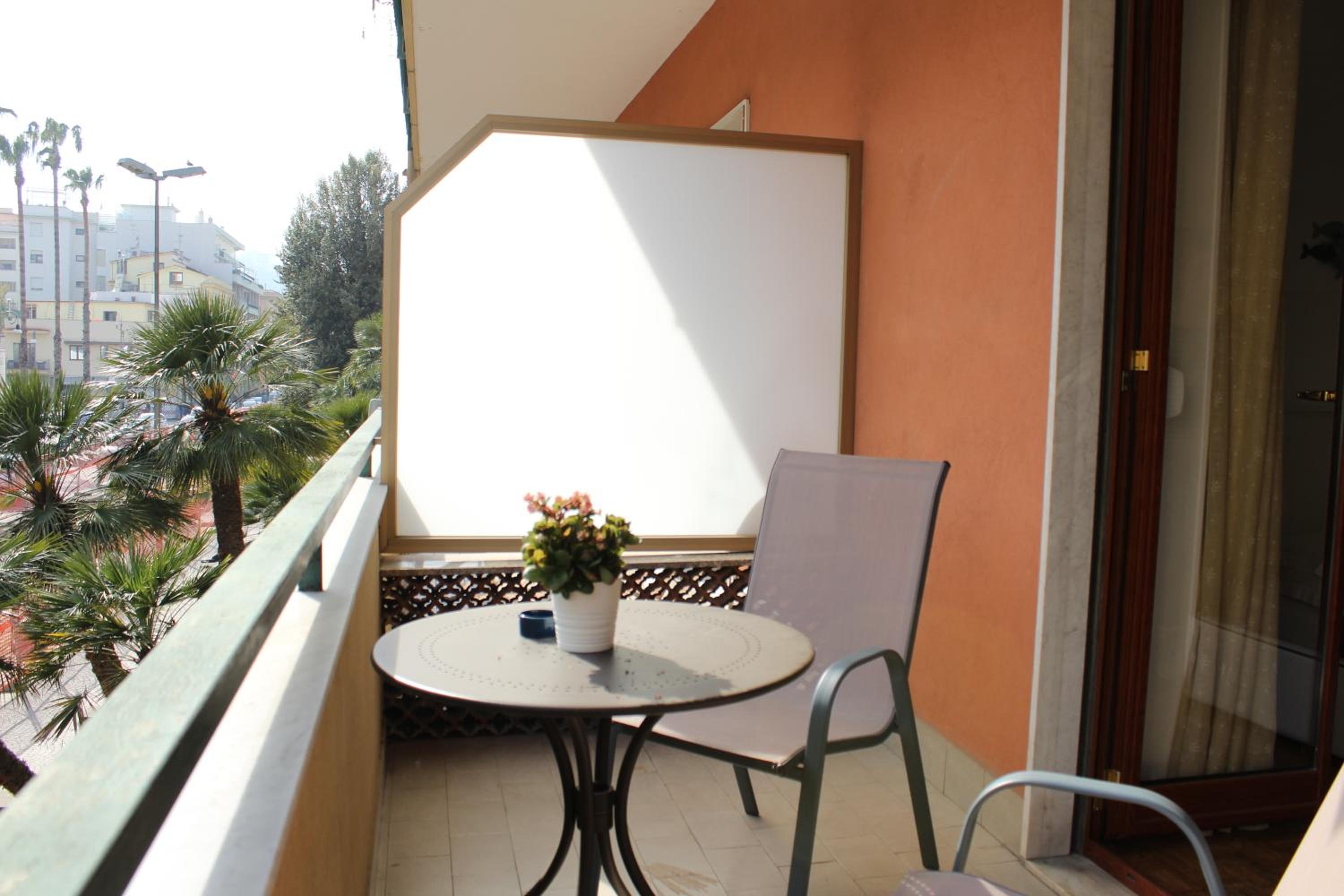 Lemon Rooms Sorrento