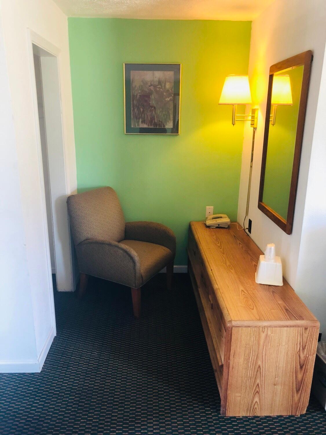 Woodridge Motel