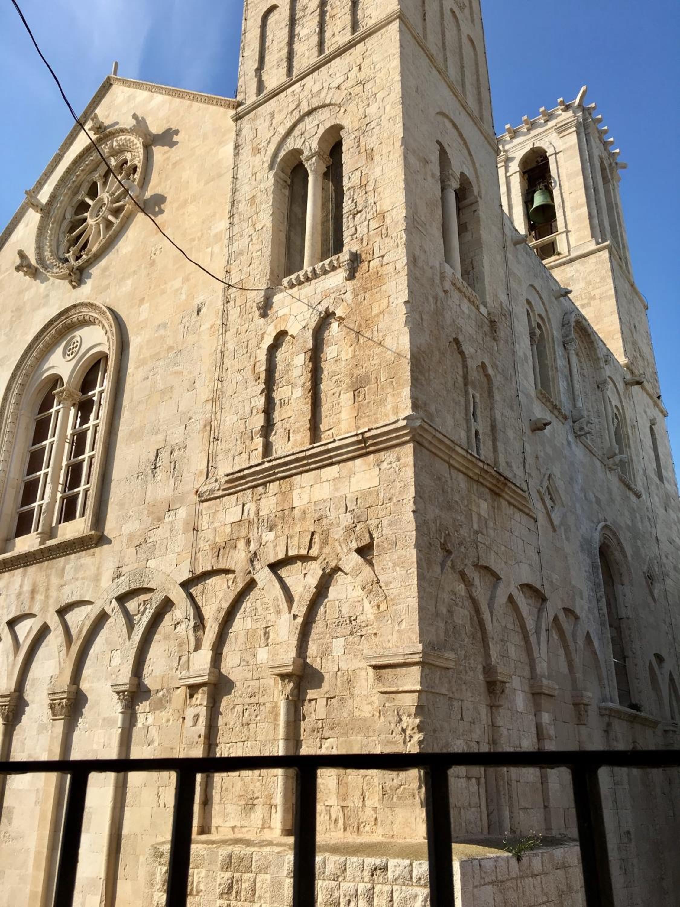 Photo 6