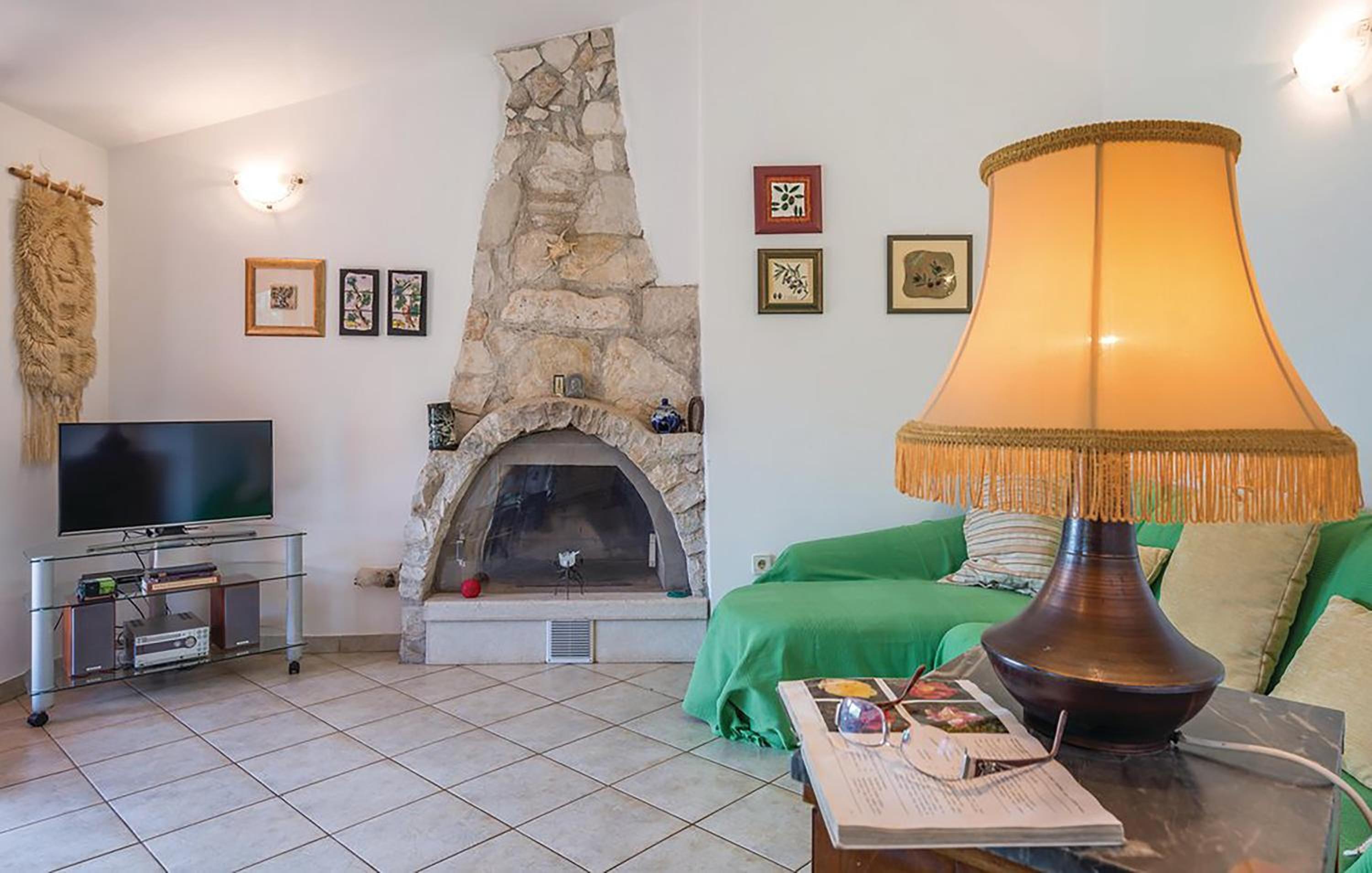 Country Home Milojevic view 3