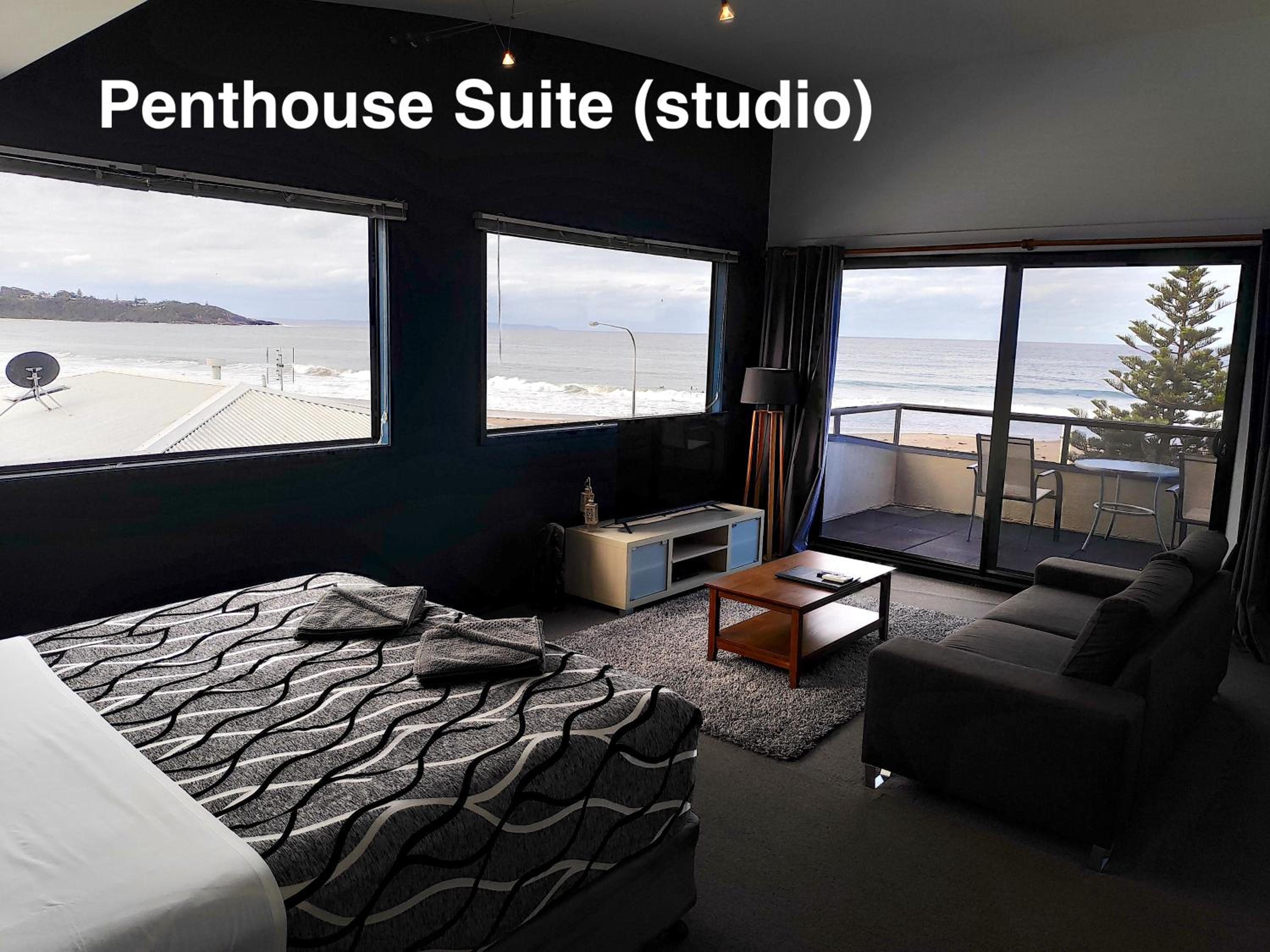 Beach House Mollymook