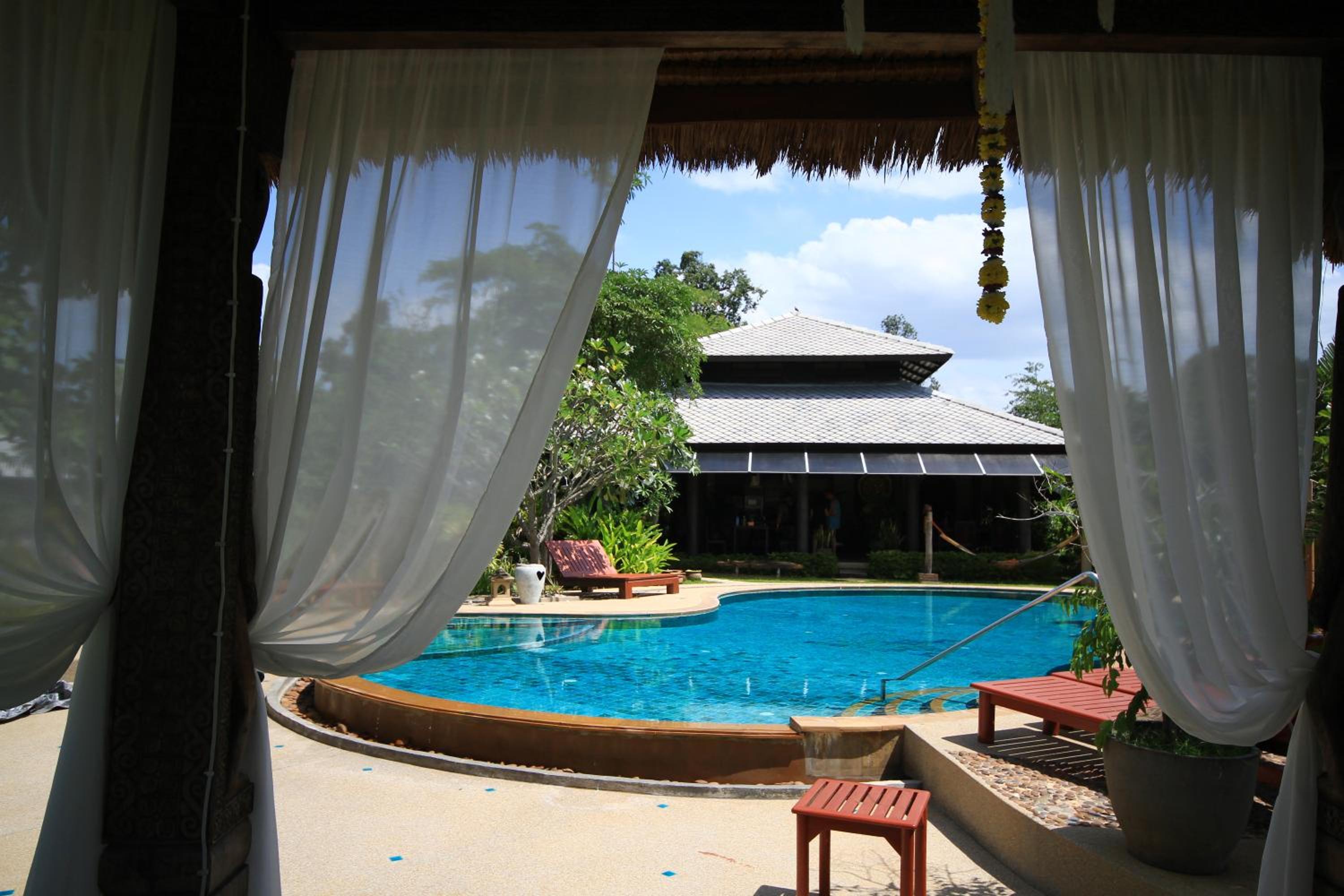Baan Chai Thung Resort