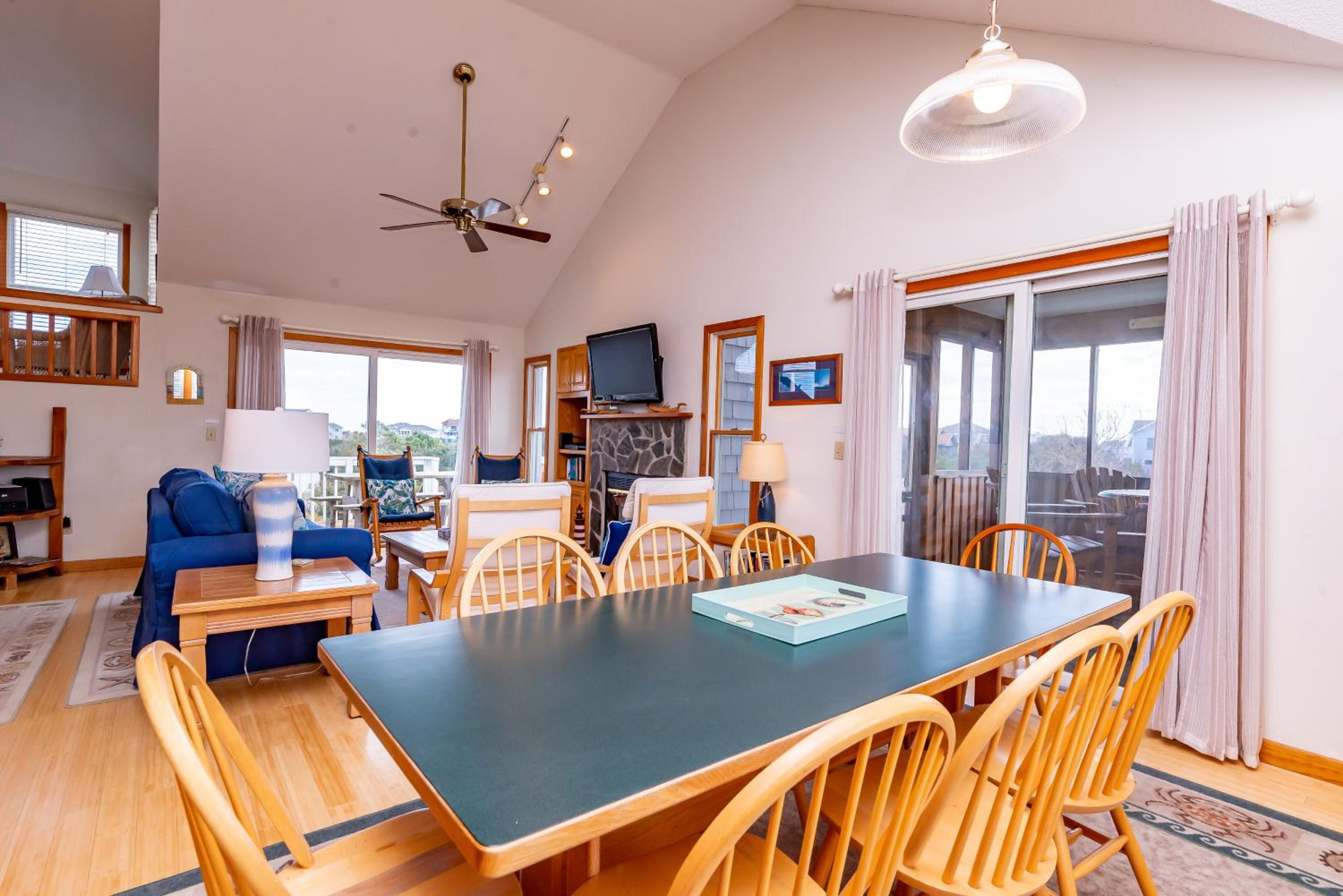 Windhaven - Corolla, Whalehead, Beach 400 Yds, Pool, Hot Tub, Tiki Bar, Pets OK, Flex Stays