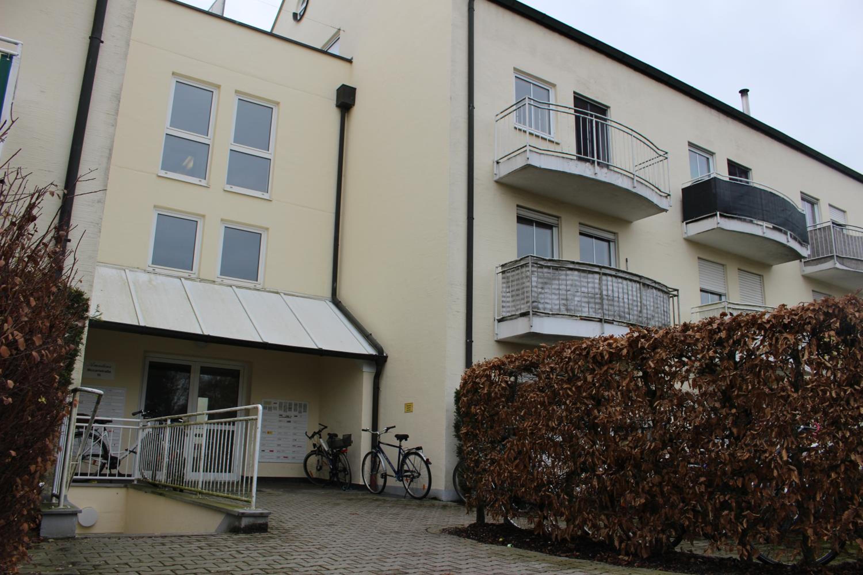 ZV-Scholtz Burghausen, Mozartstr.15 AP-52 view 3