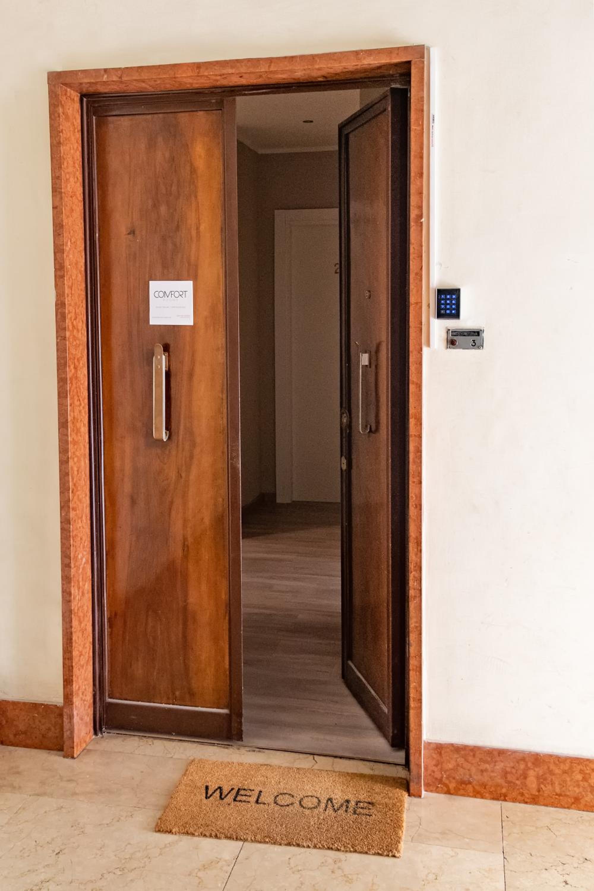Comfort Rooms Piazza Mariano Armellini