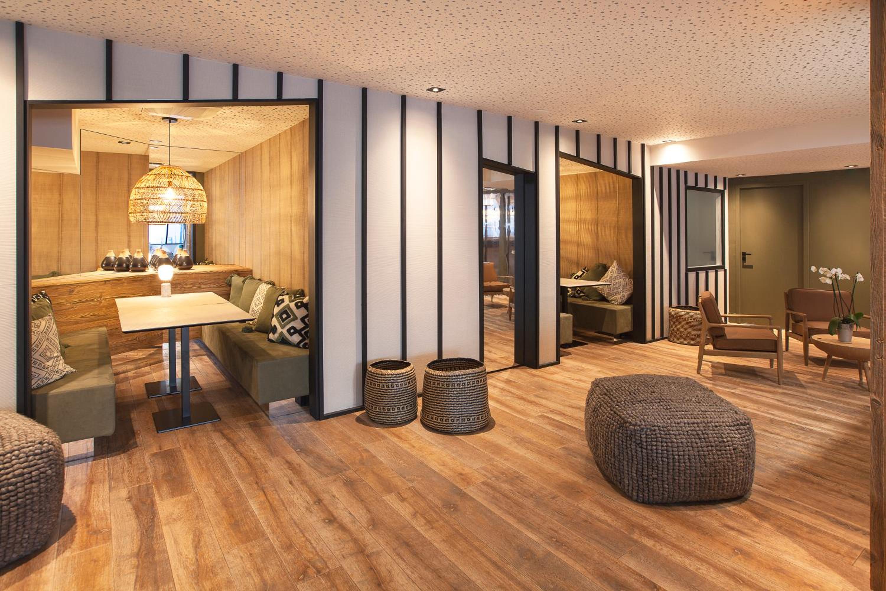 Chambery Vacations - Mercure Chambery Centre - Property Image 2