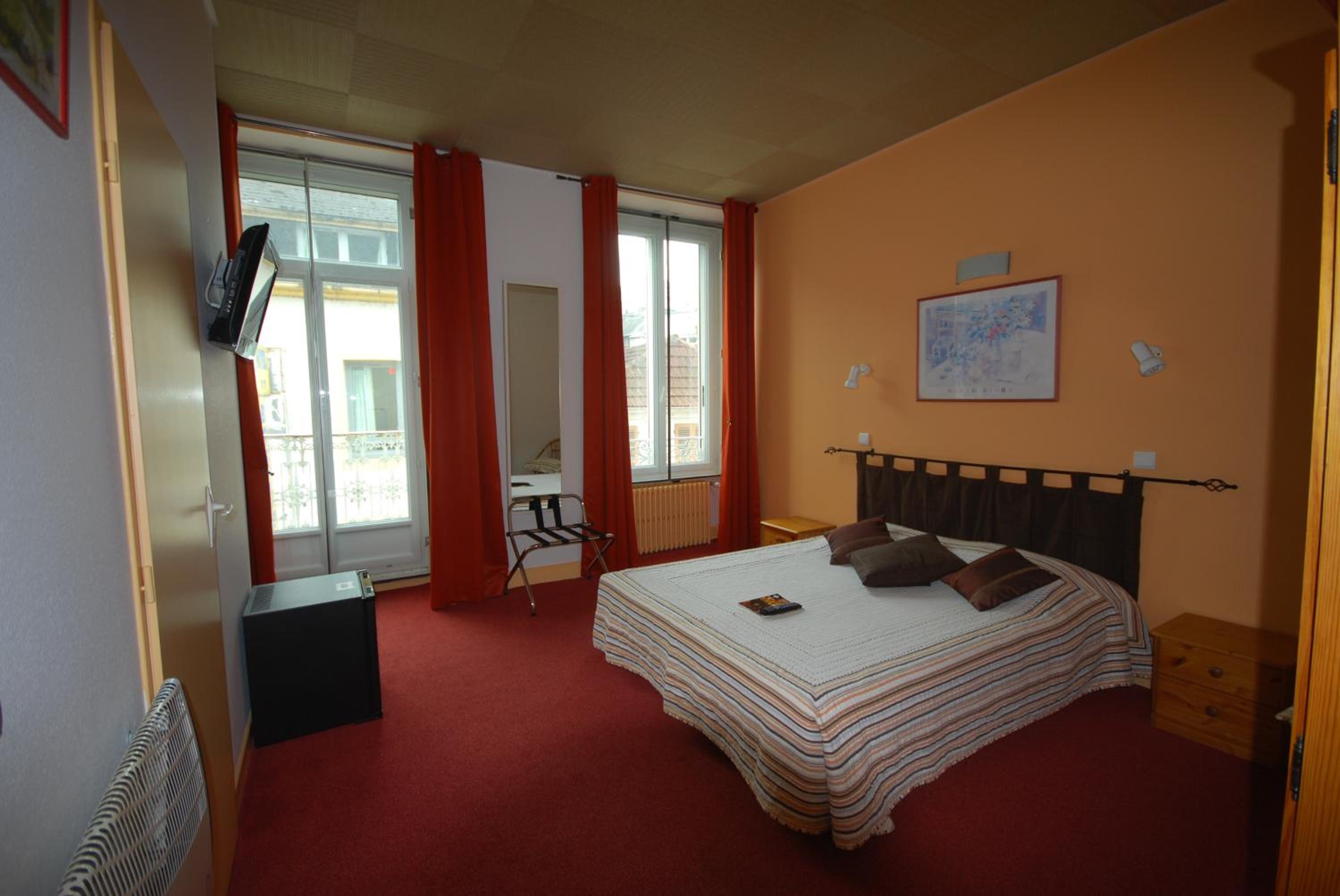 Pau Vacations - Hotel Adour - Property Image 11