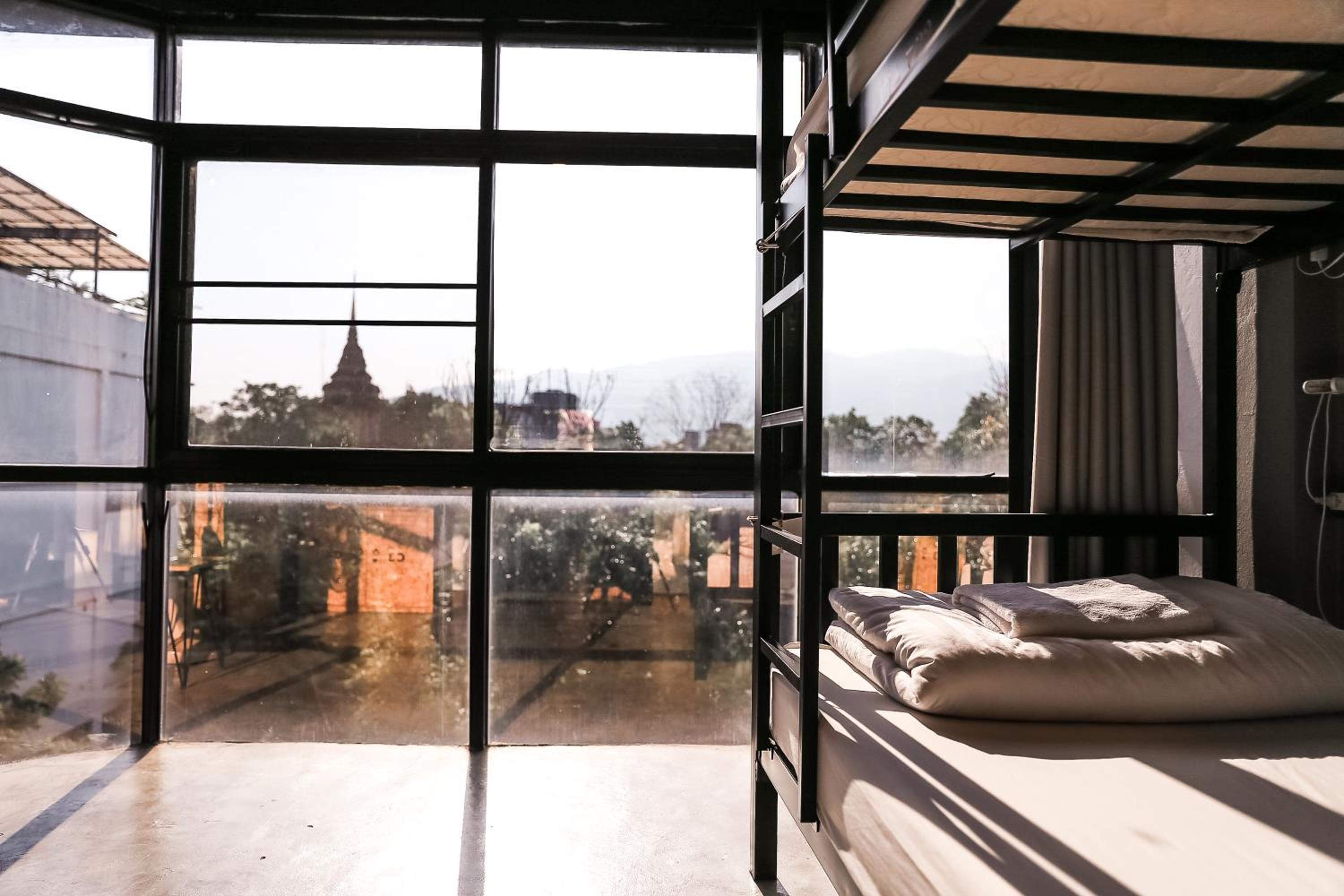 Jeune Hostel Chiang Mai - Chang Phuak