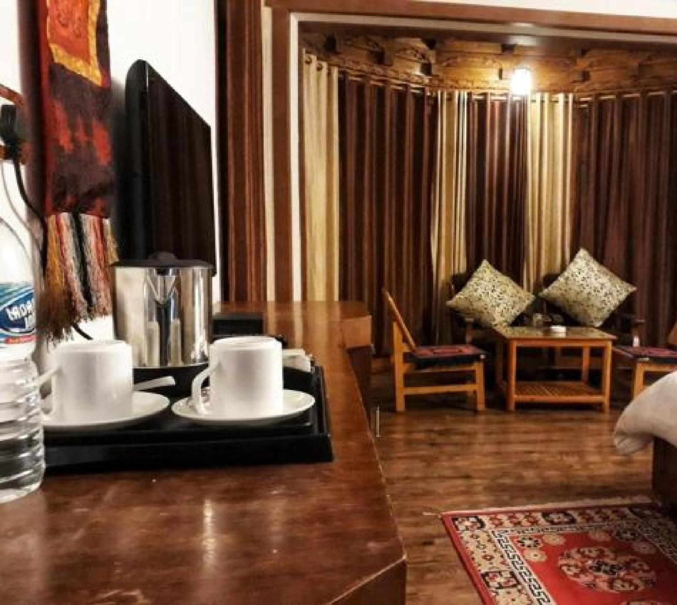 Himalayan Retreat-Karzoo