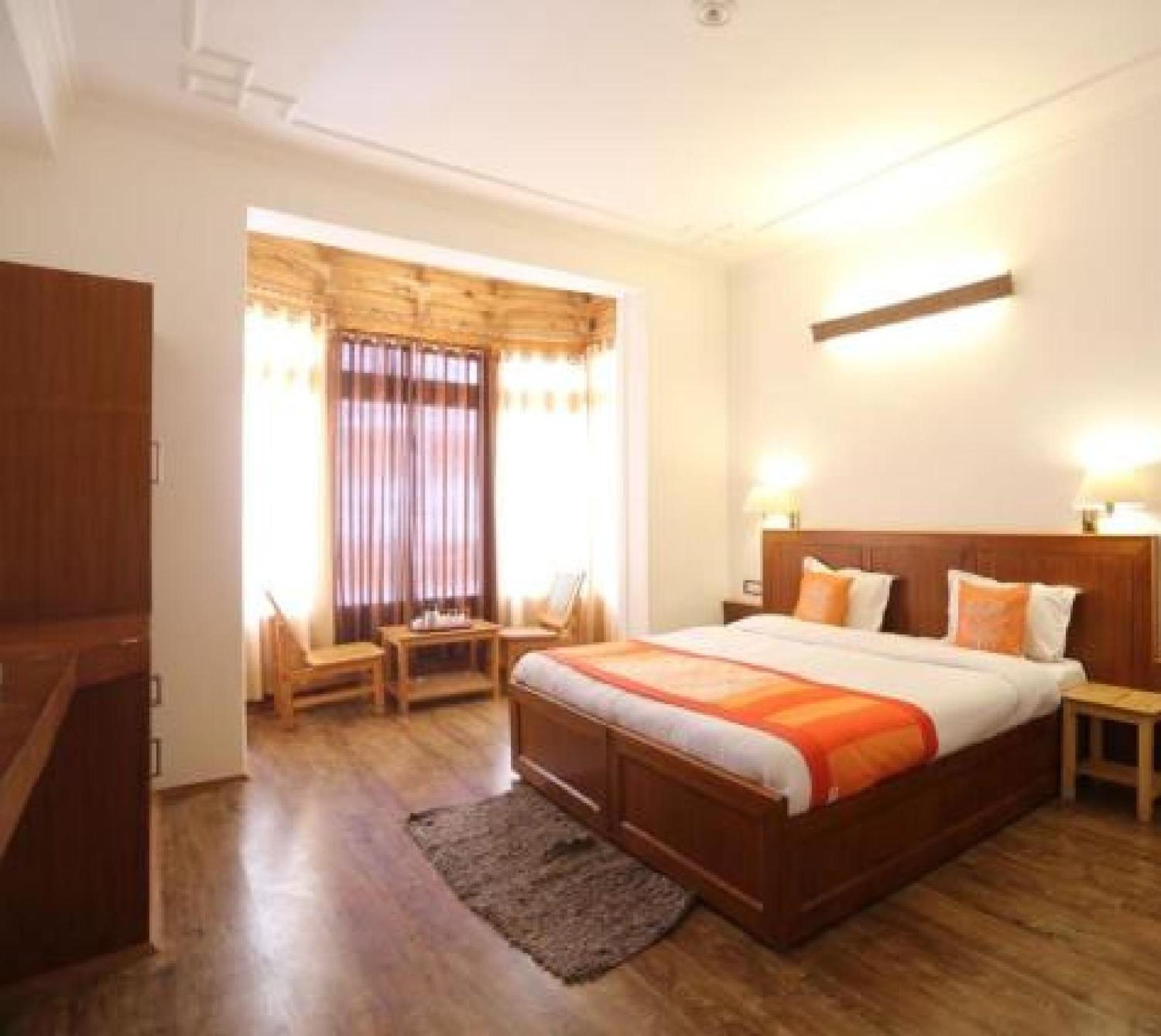 Himalayan Retreat-Karzoo