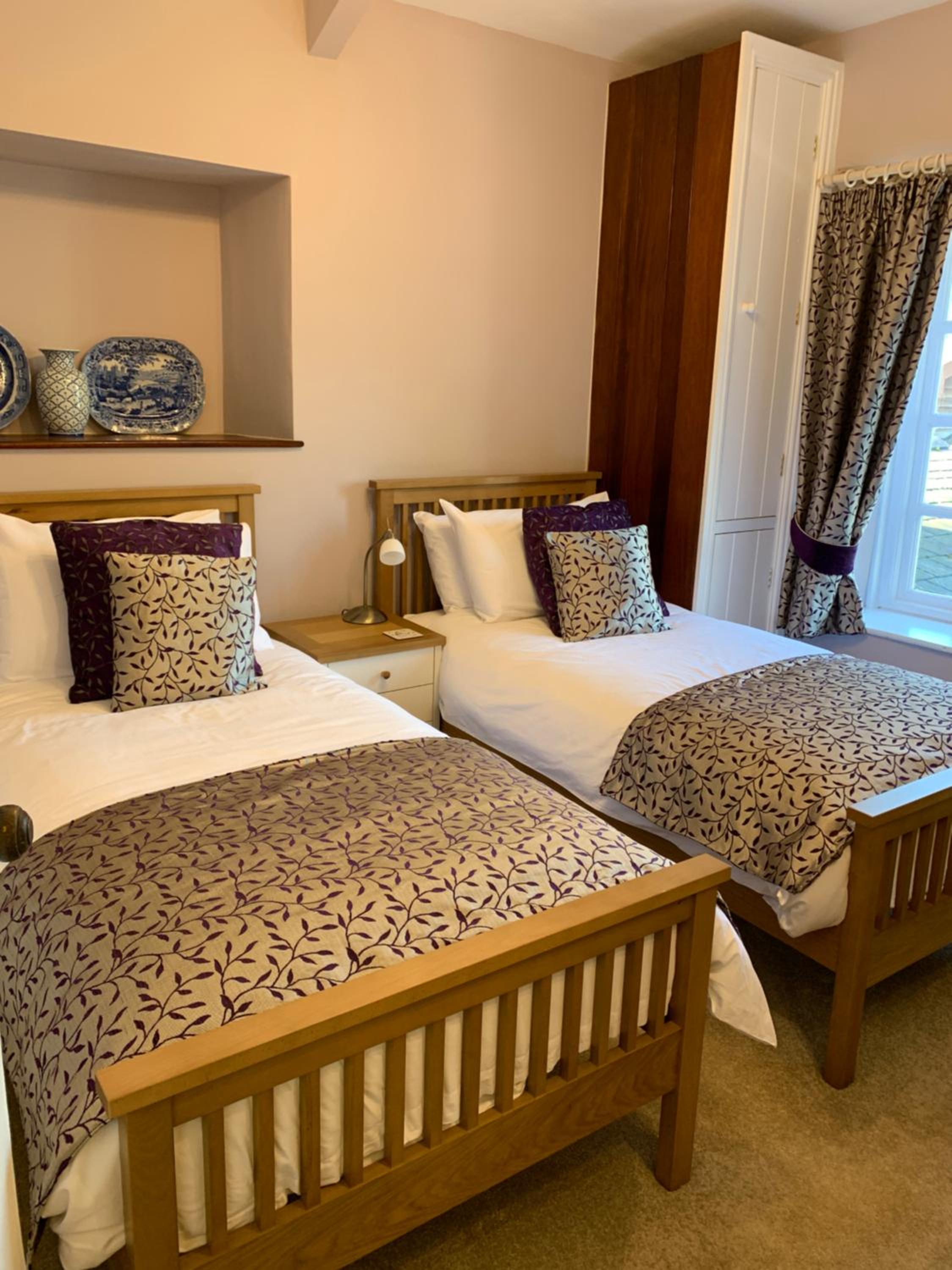 Pontyclerc Farm House Bed and Breakfast