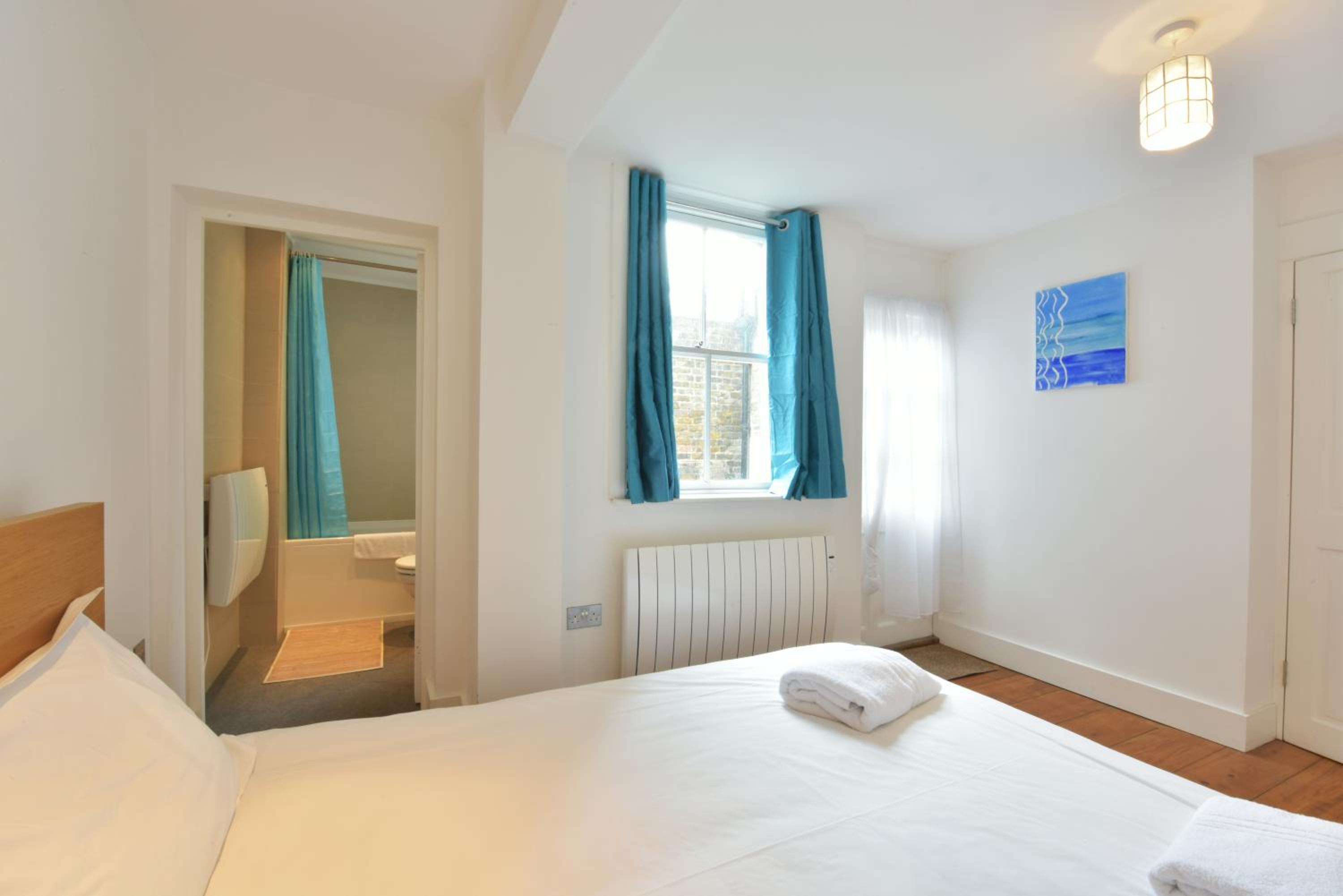 Ramsgate Vacations - Host  Stay - Victoria Gardens - Property Image 7