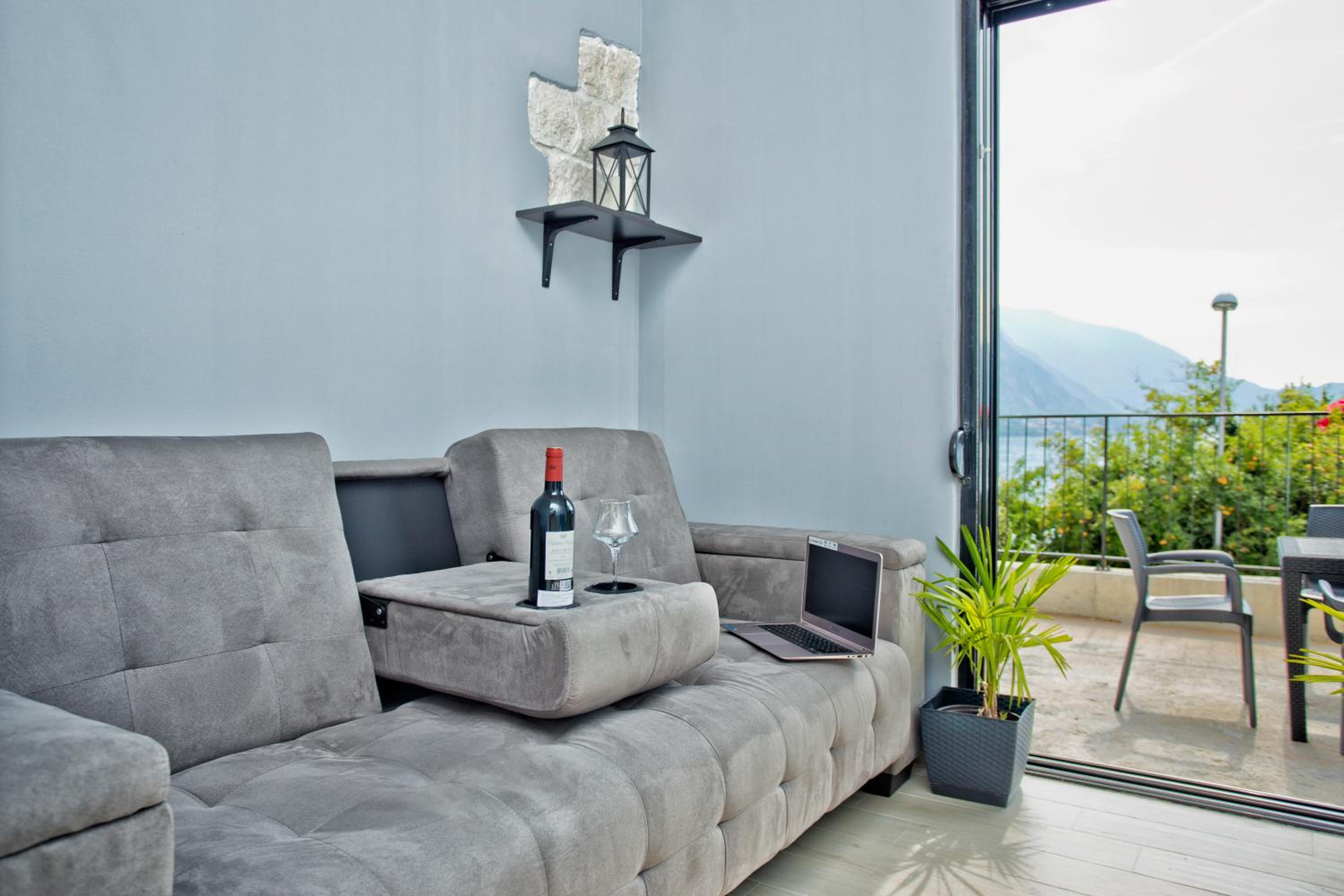 Beachfront Villa Nautica