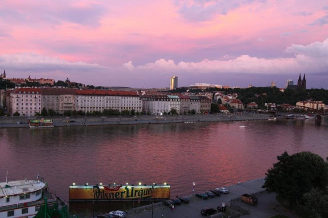 Hip Prague Area Central Flat
