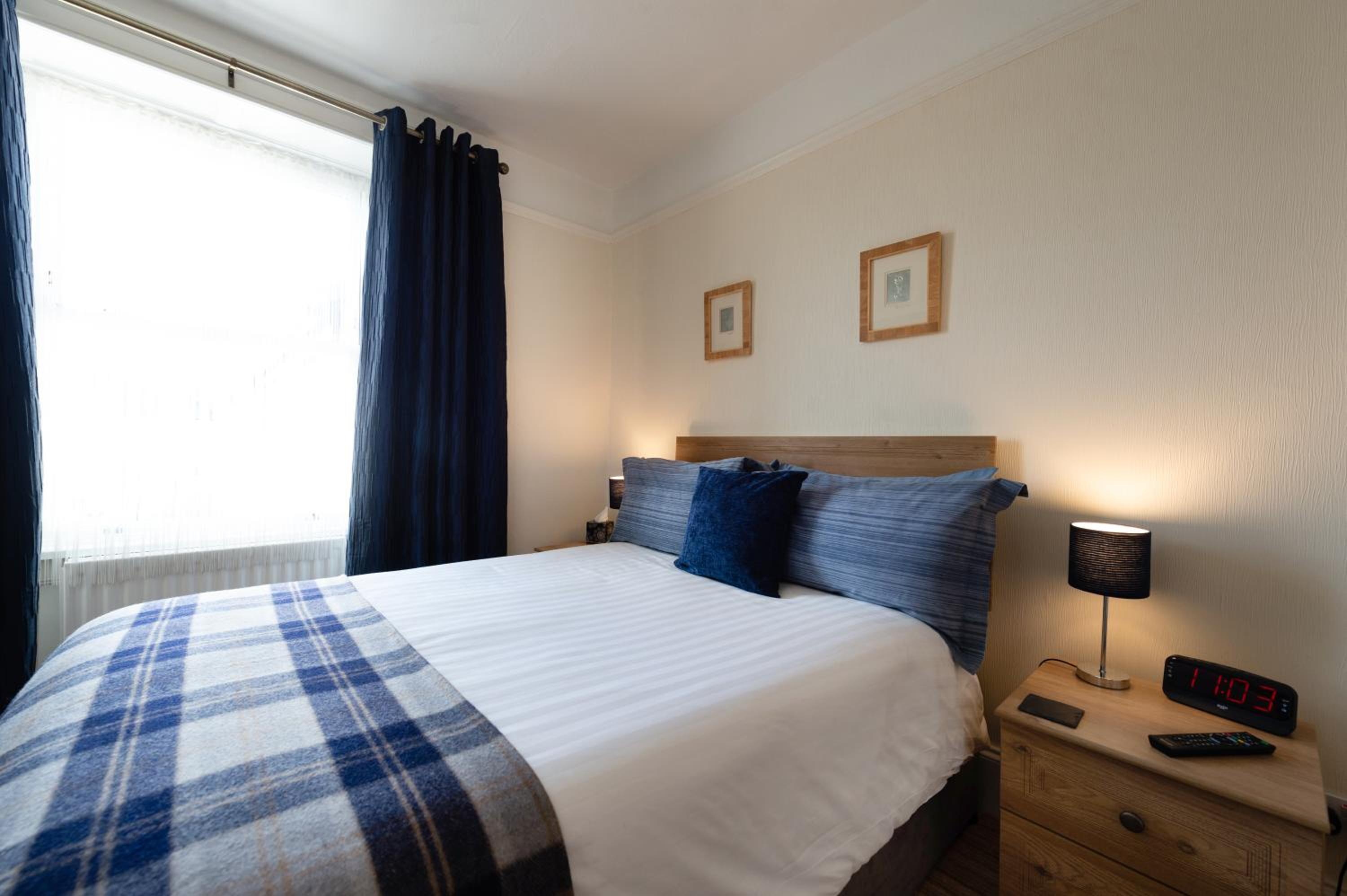 Penrith Vacations - Blue Swallow - Property Image 26