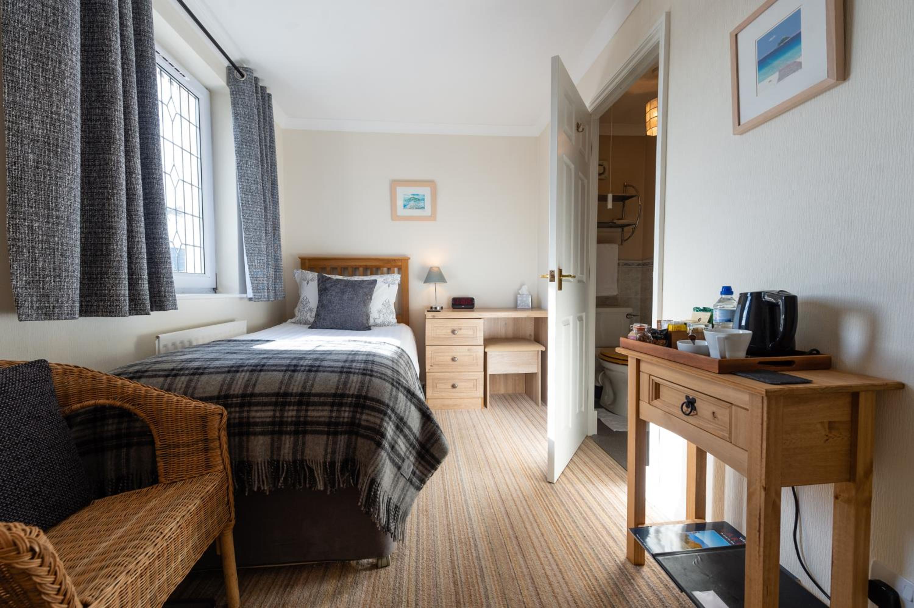 Penrith Vacations - Blue Swallow - Property Image 19