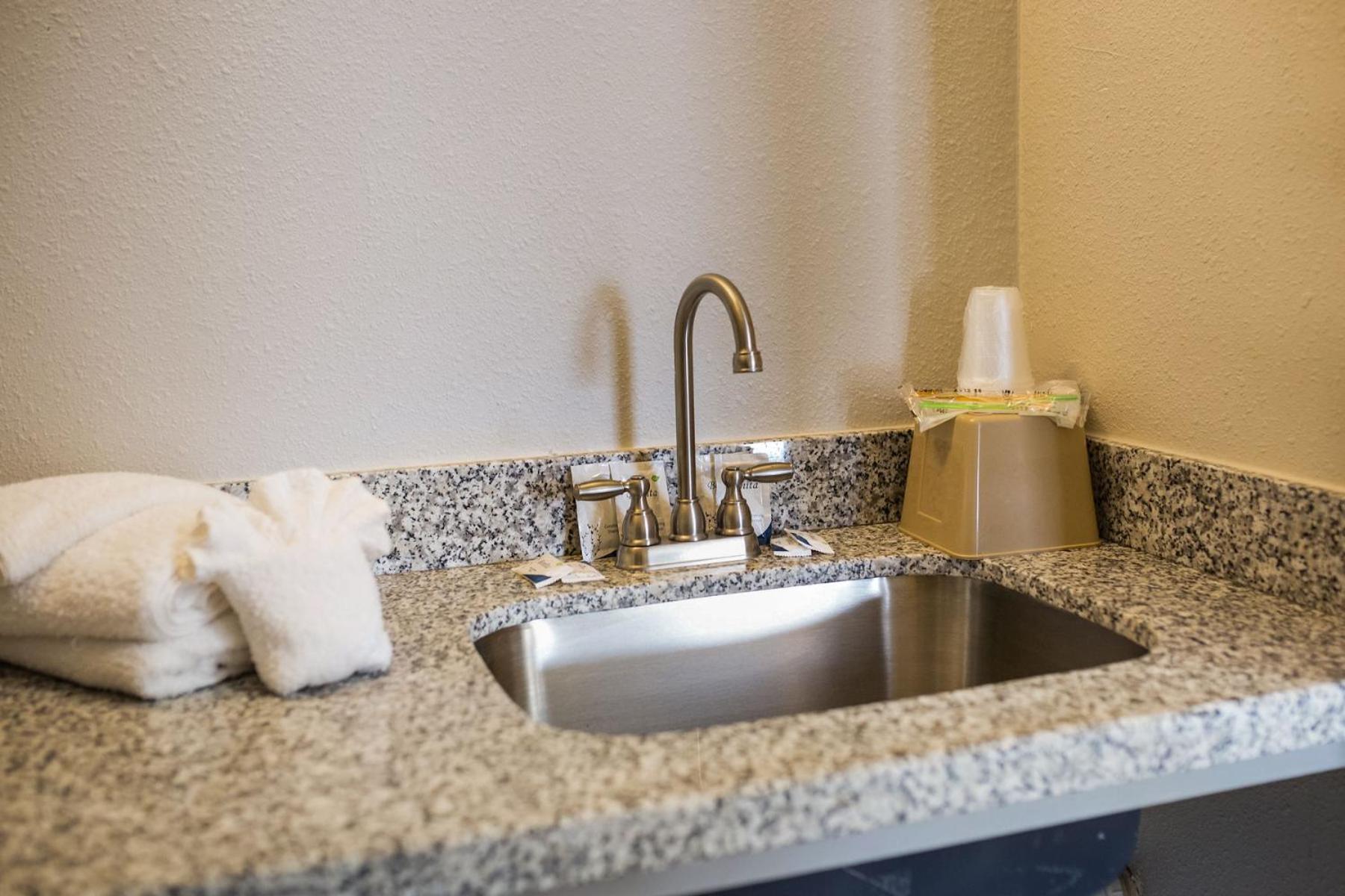 Harmony Inn and Suites