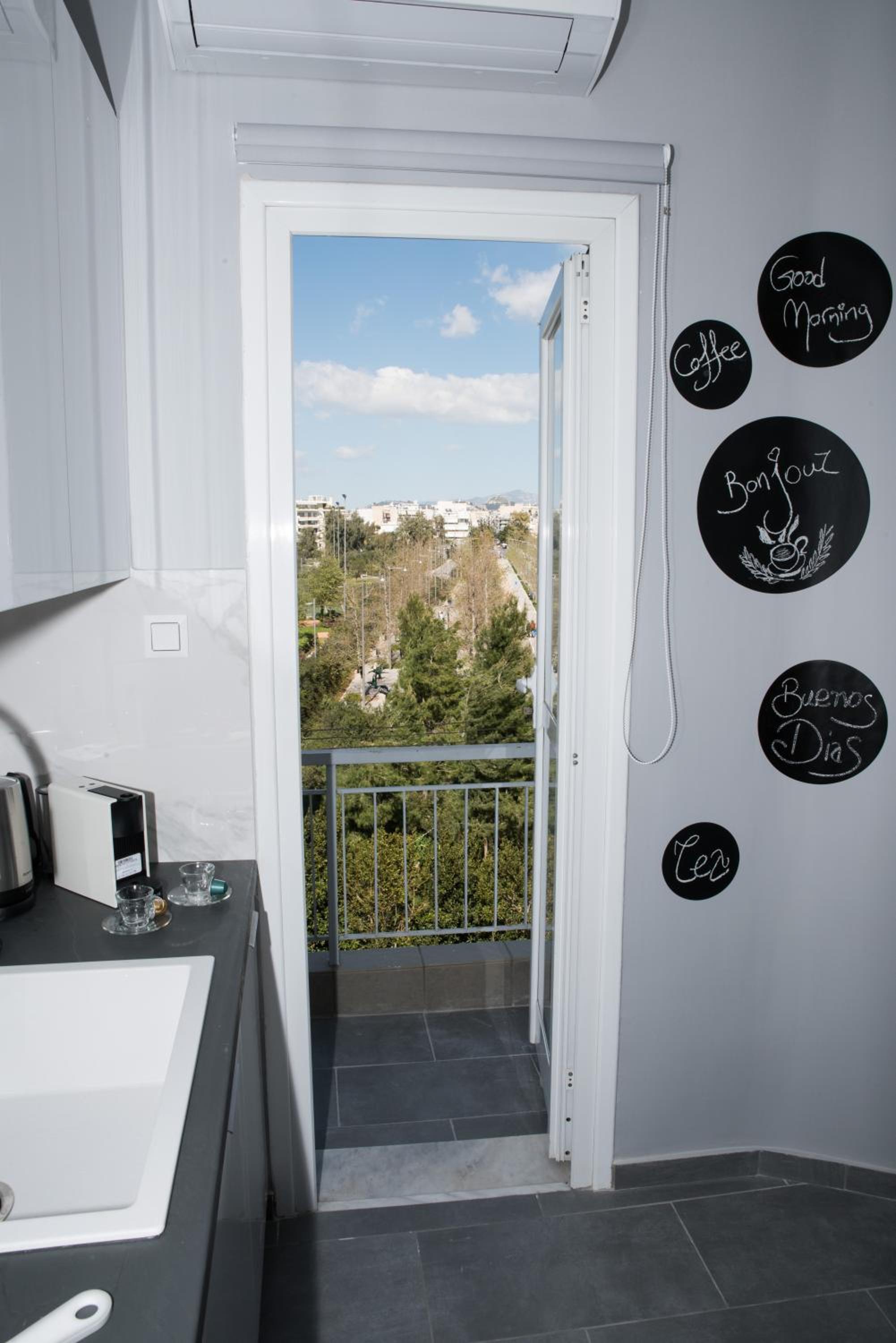 AT.thea ATHENS BOUTIQUE APARTMENTS