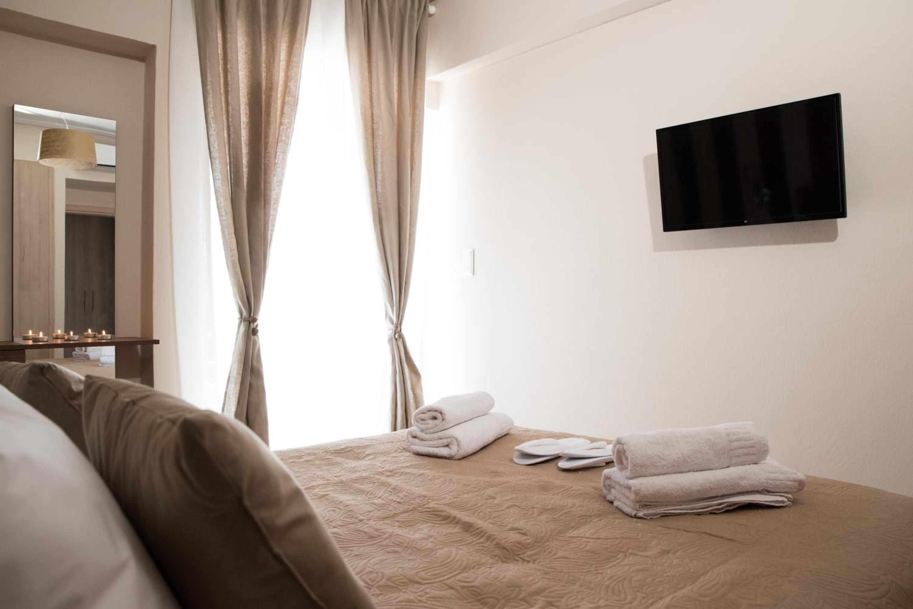 AT.thea ATHENS BOUTIQUE APARTMENTS