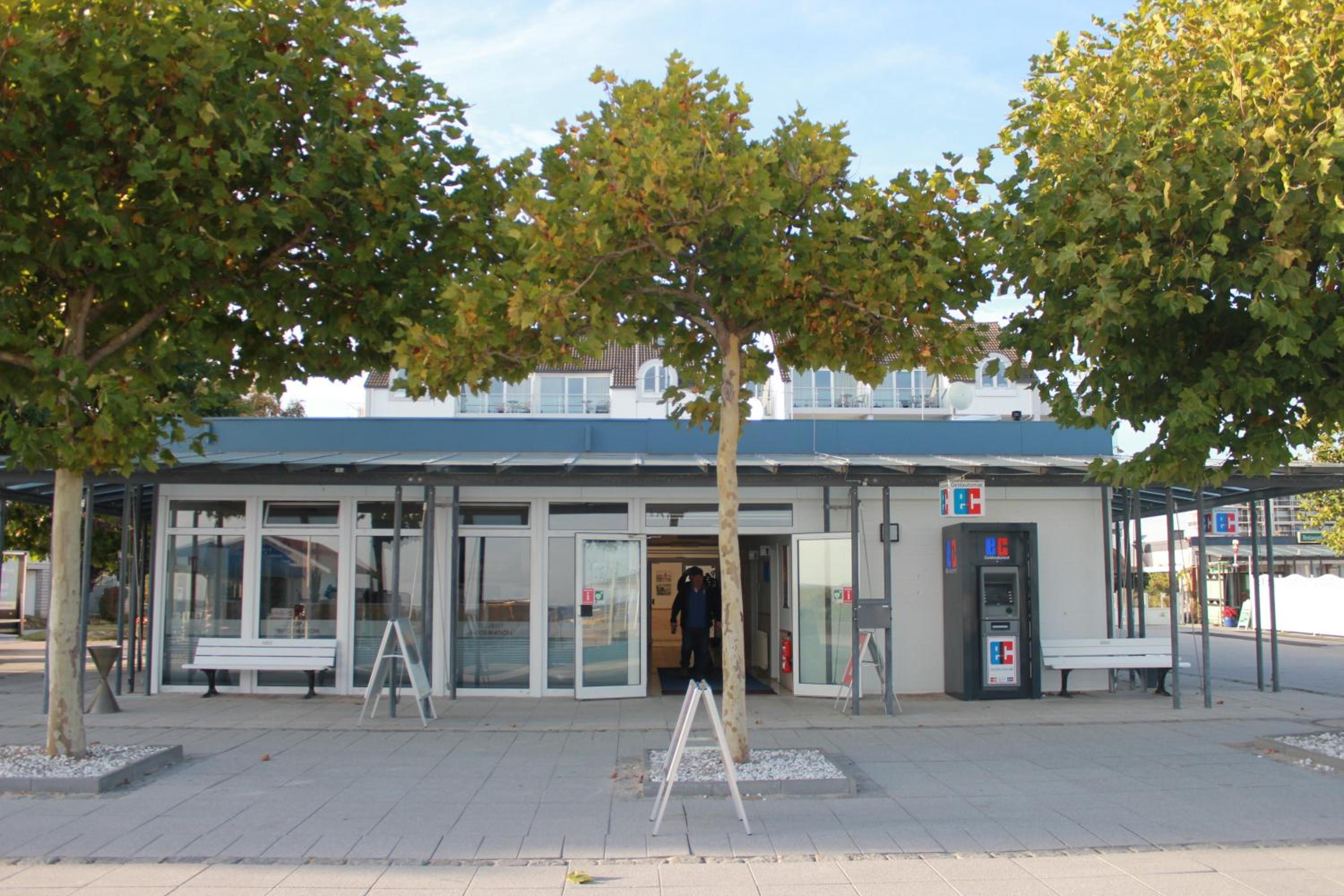 Leuchtturm 10