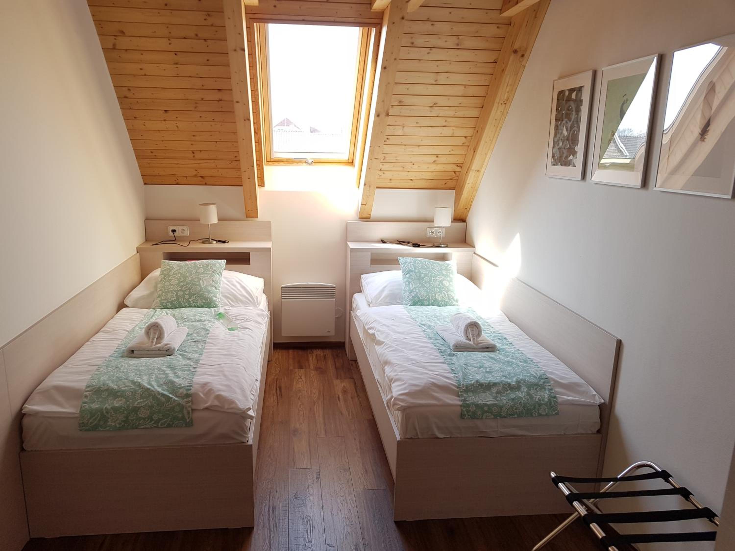 Apartmán NIKI Apollon Resort Lednice view 2