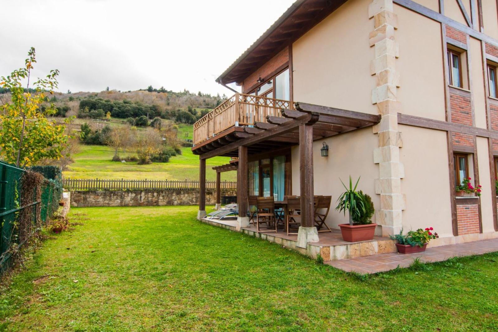 Apartamentos Alquitara
