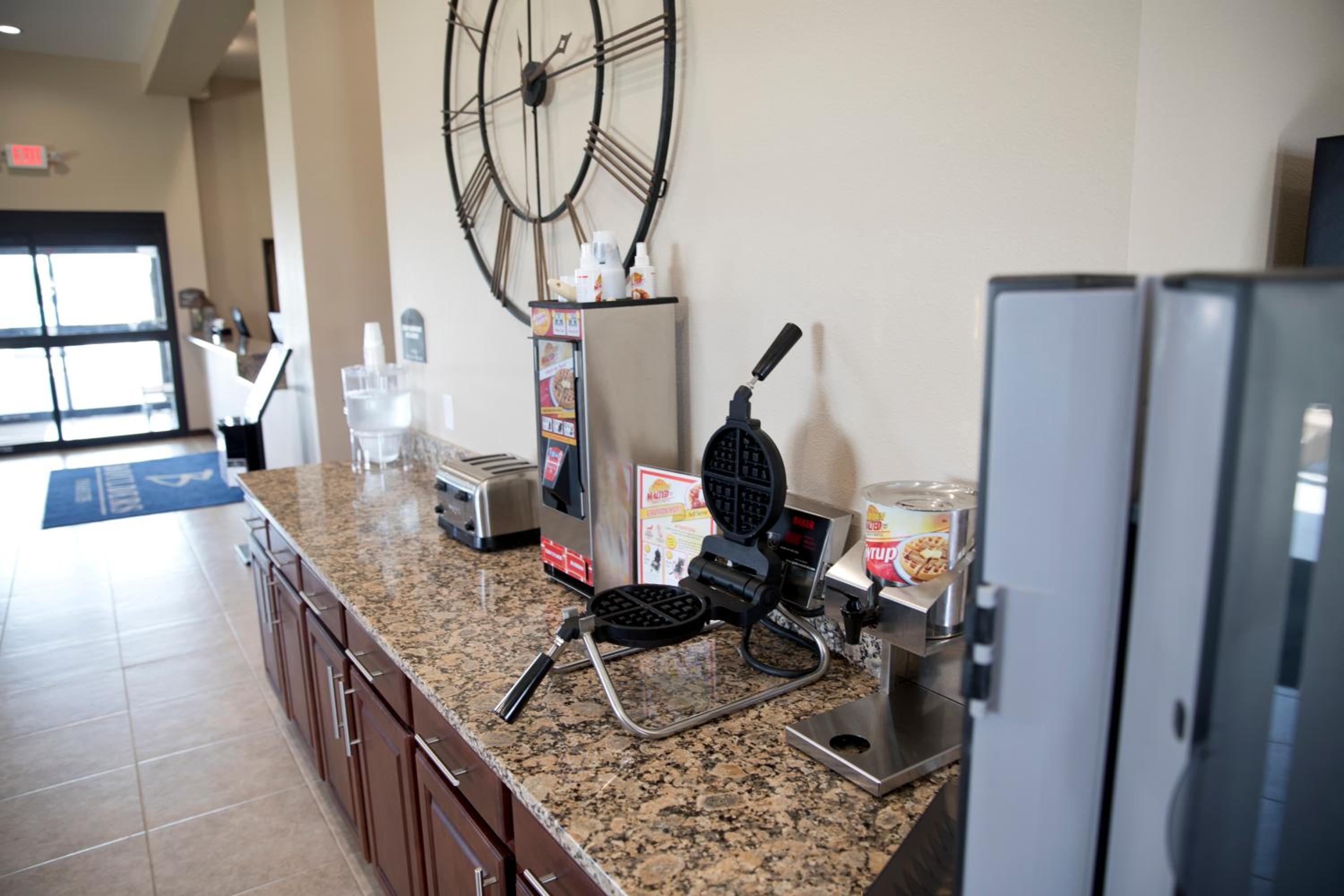 Cobblestone Inn Suites -Clarinda - Property Image 32