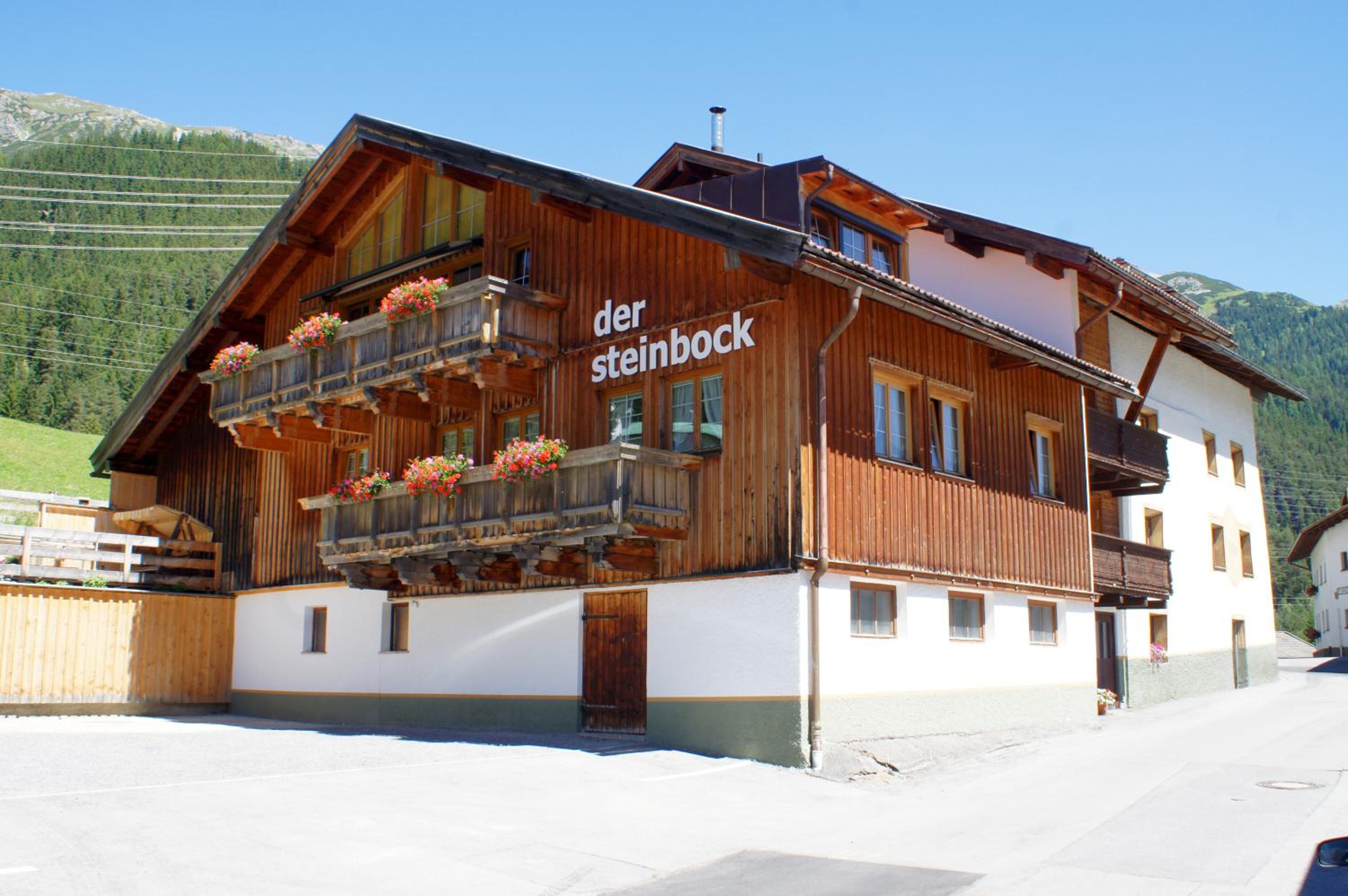 Pension der Steinbock - das 300 Jahre alte Bauernhaus - TIROL