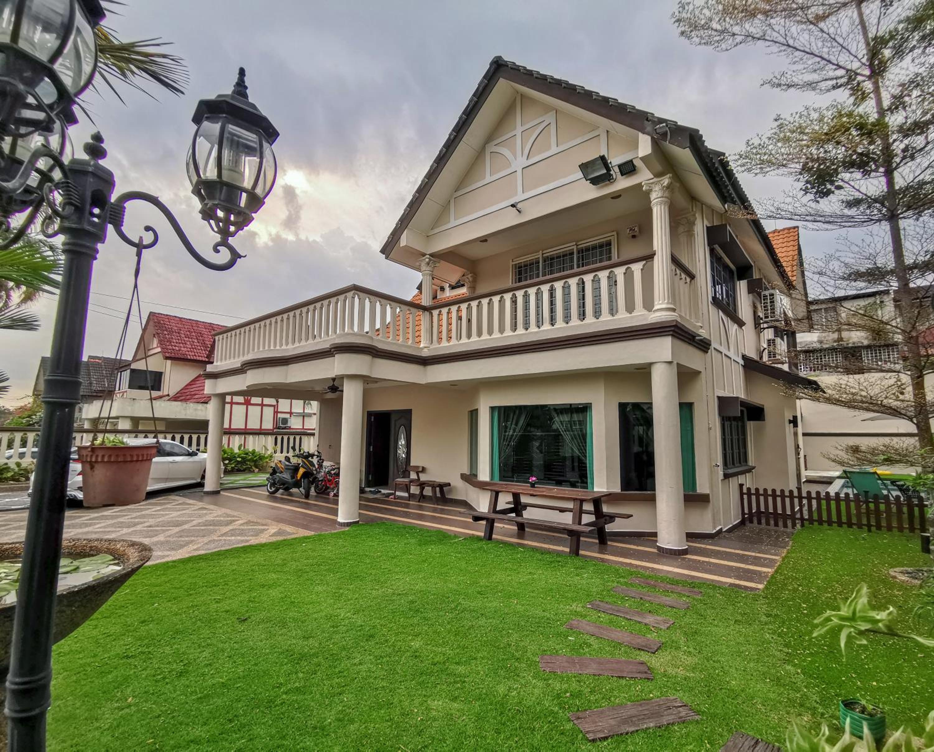 RIA Homestay