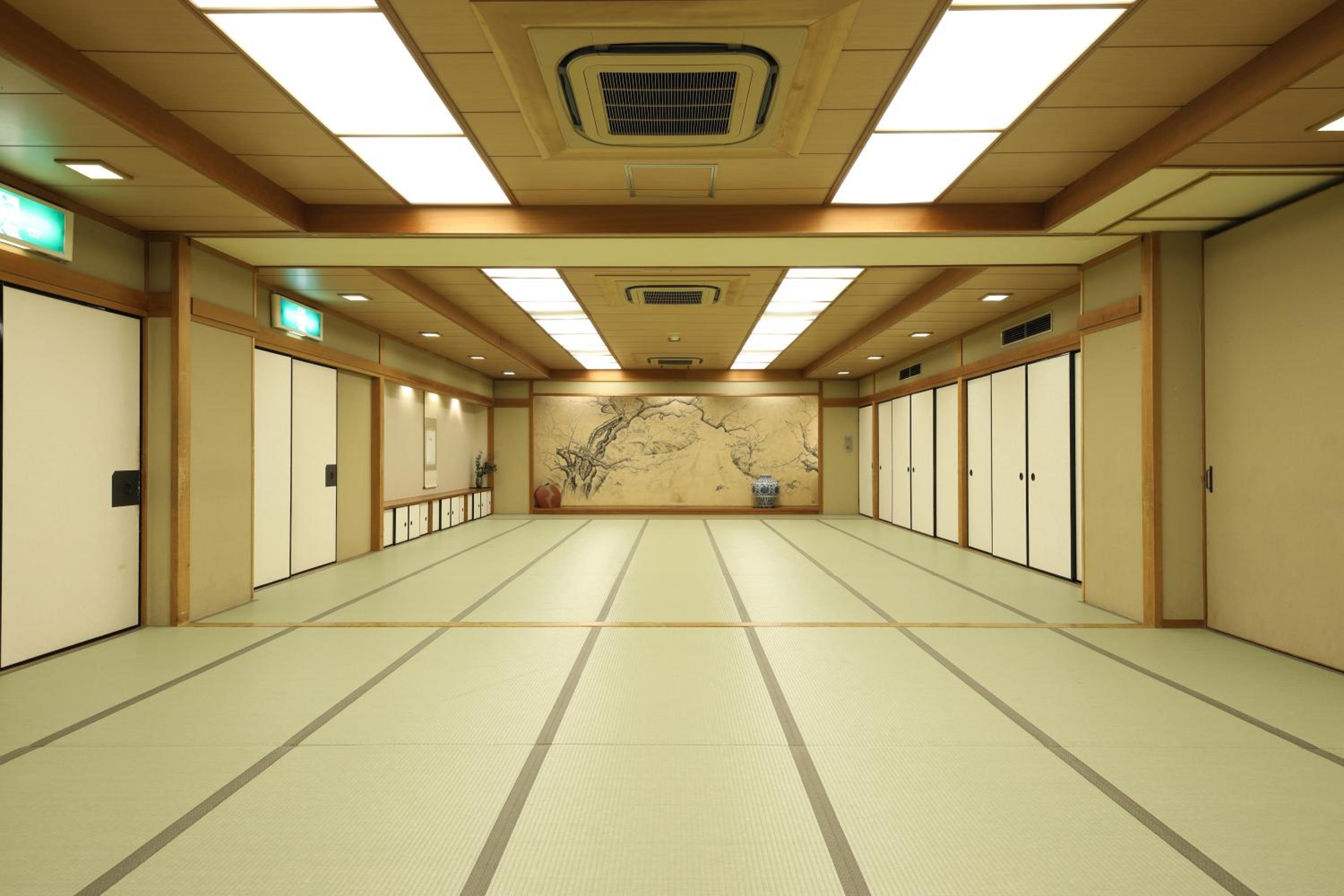 meeting & event spaces