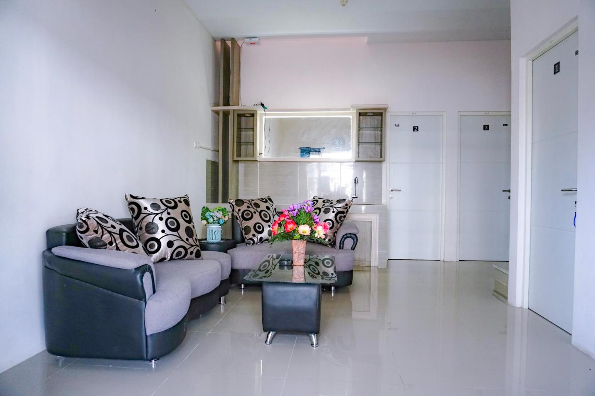 Surabaya Homey near Juanda Airport Syariah, Sedati - 14