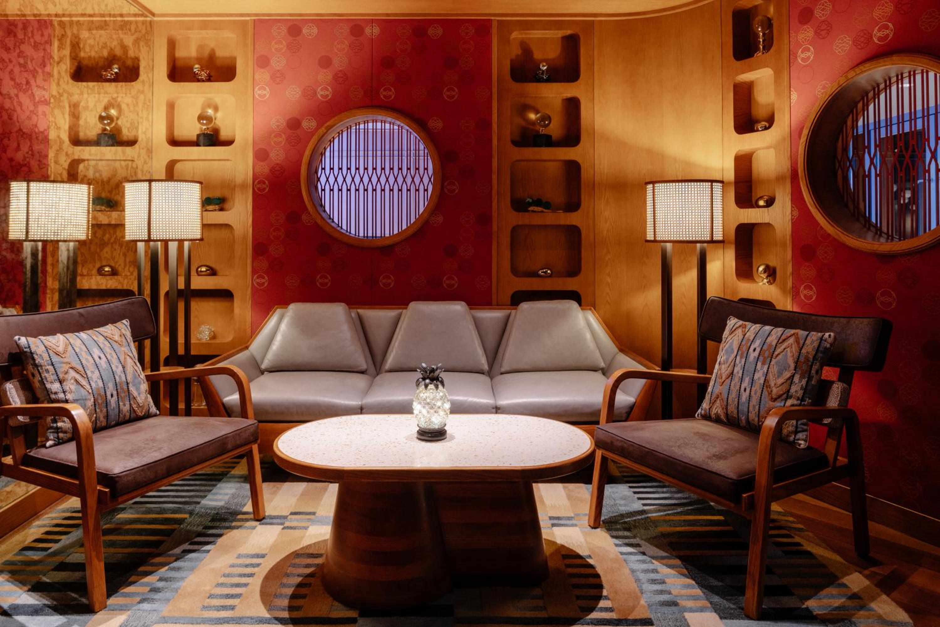 Eaton HK - Langham Hospitality Group
