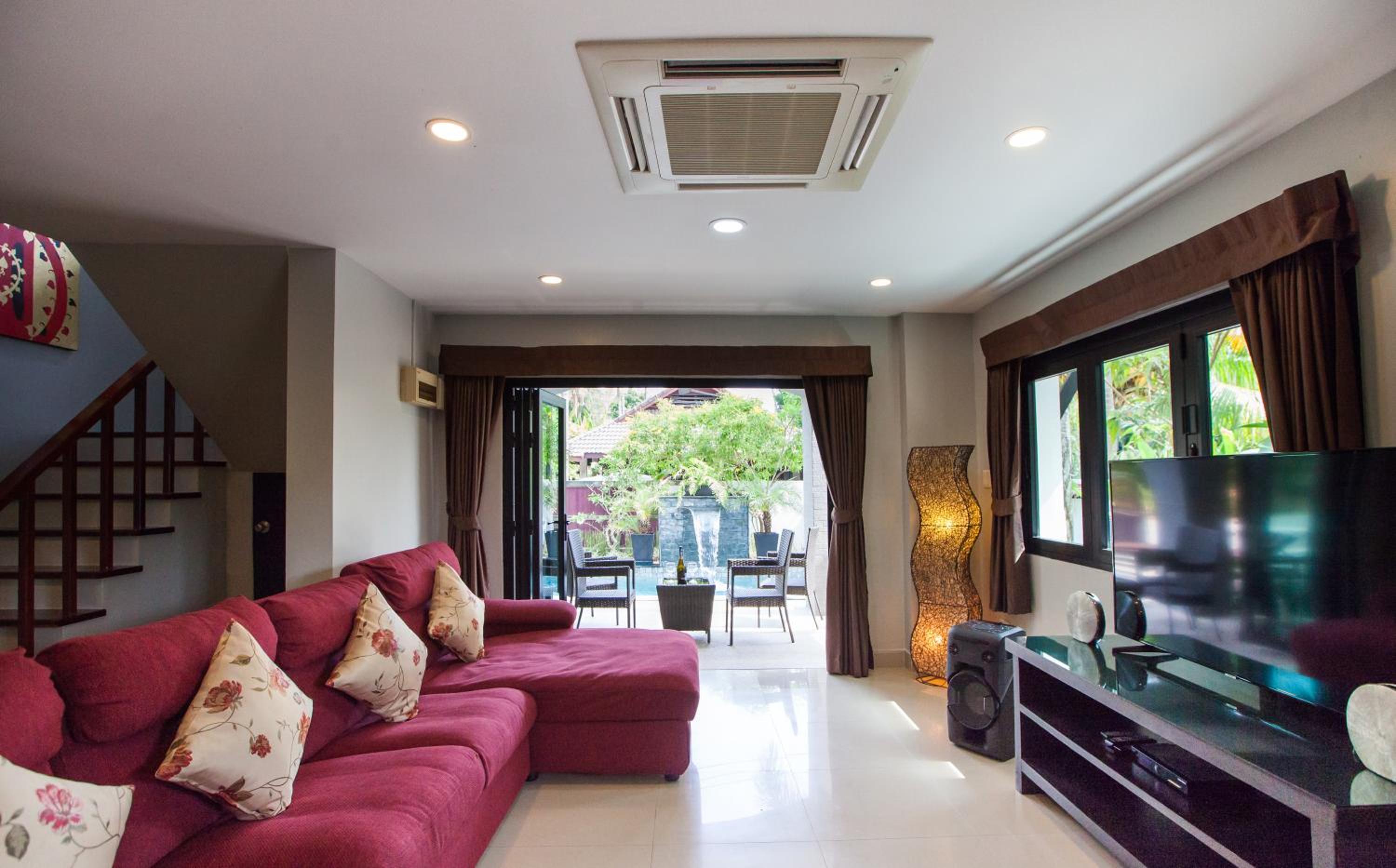 Baan Santhiya Private Pool Villas - Hotel style service with Free Tuk Tuk