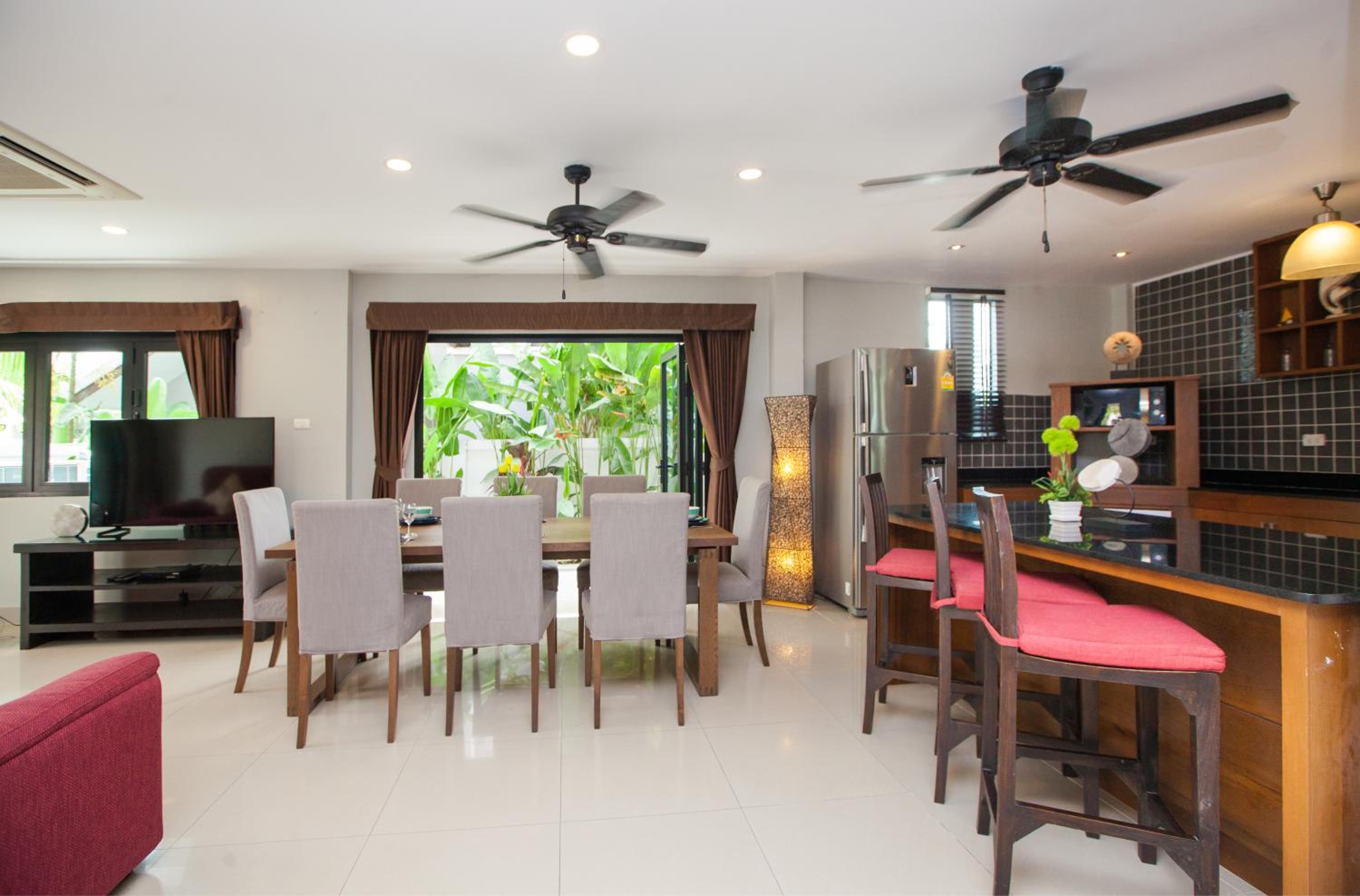 Baan Santhiya Private Pool Villas - Hotel style service with Free Tuk Tuk