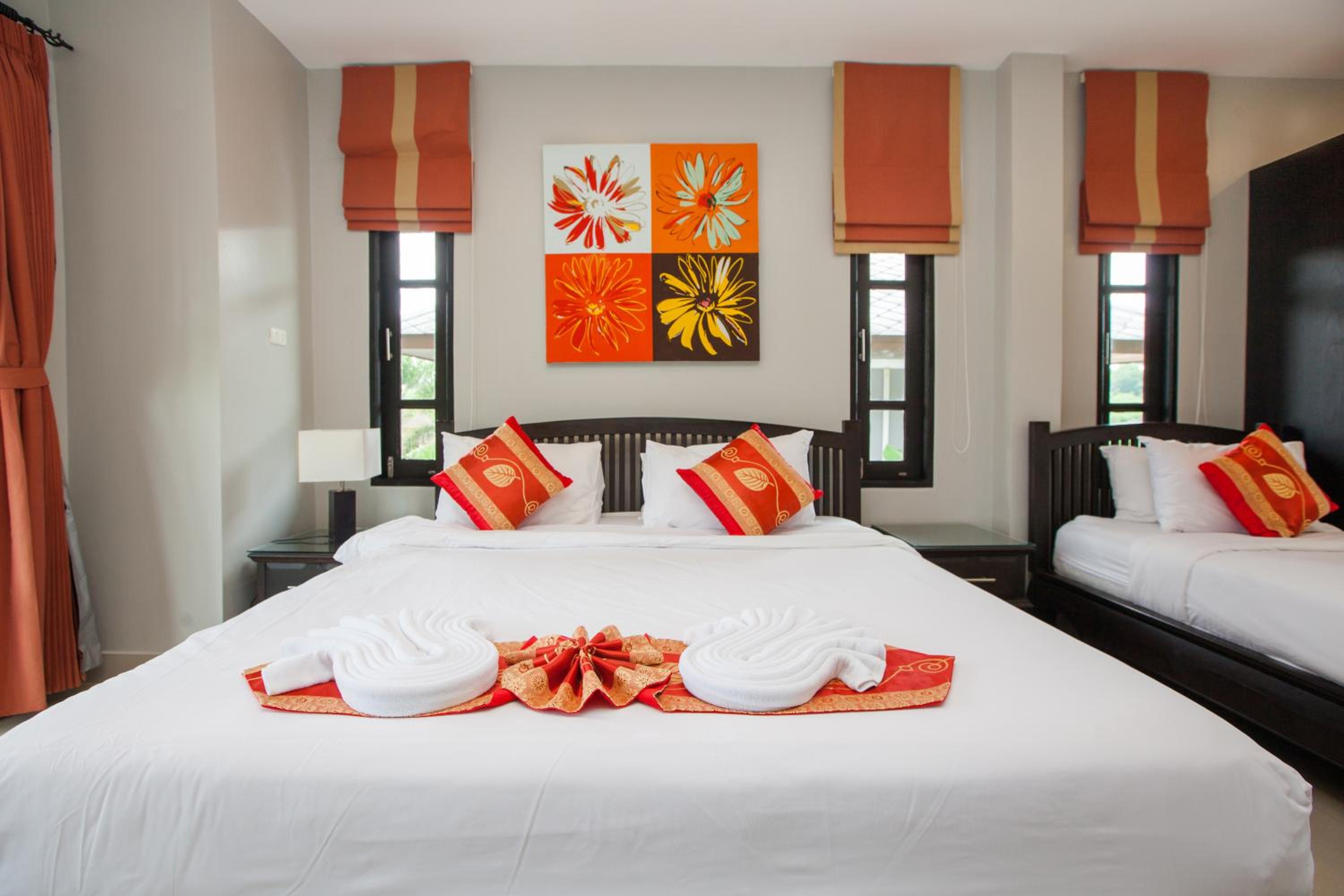 Baan Santhiya Private Pool Villas - Hotel style service with Free Tuk Tuk