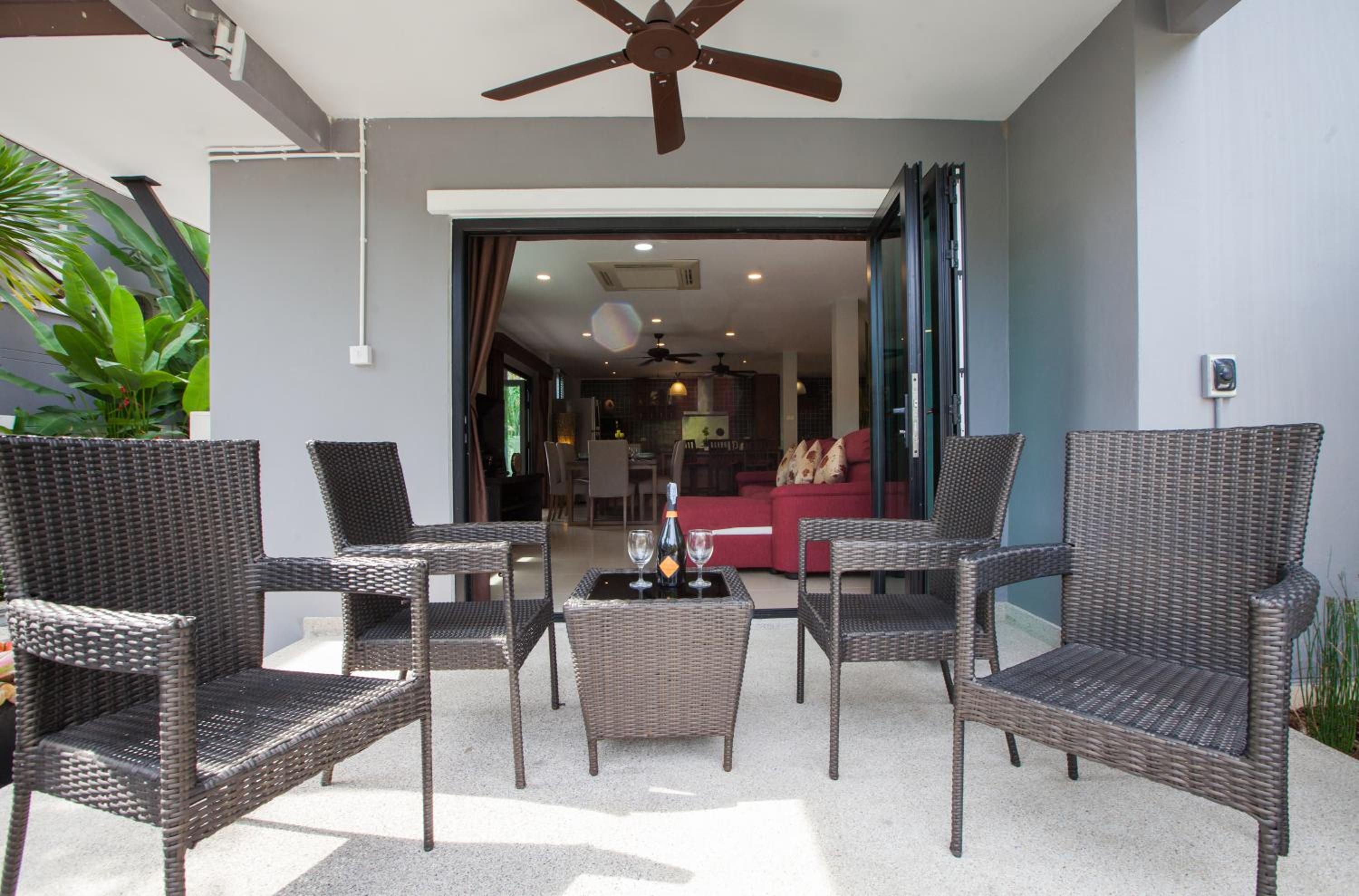 Baan Santhiya Private Pool Villas - Hotel style service with Free Tuk Tuk