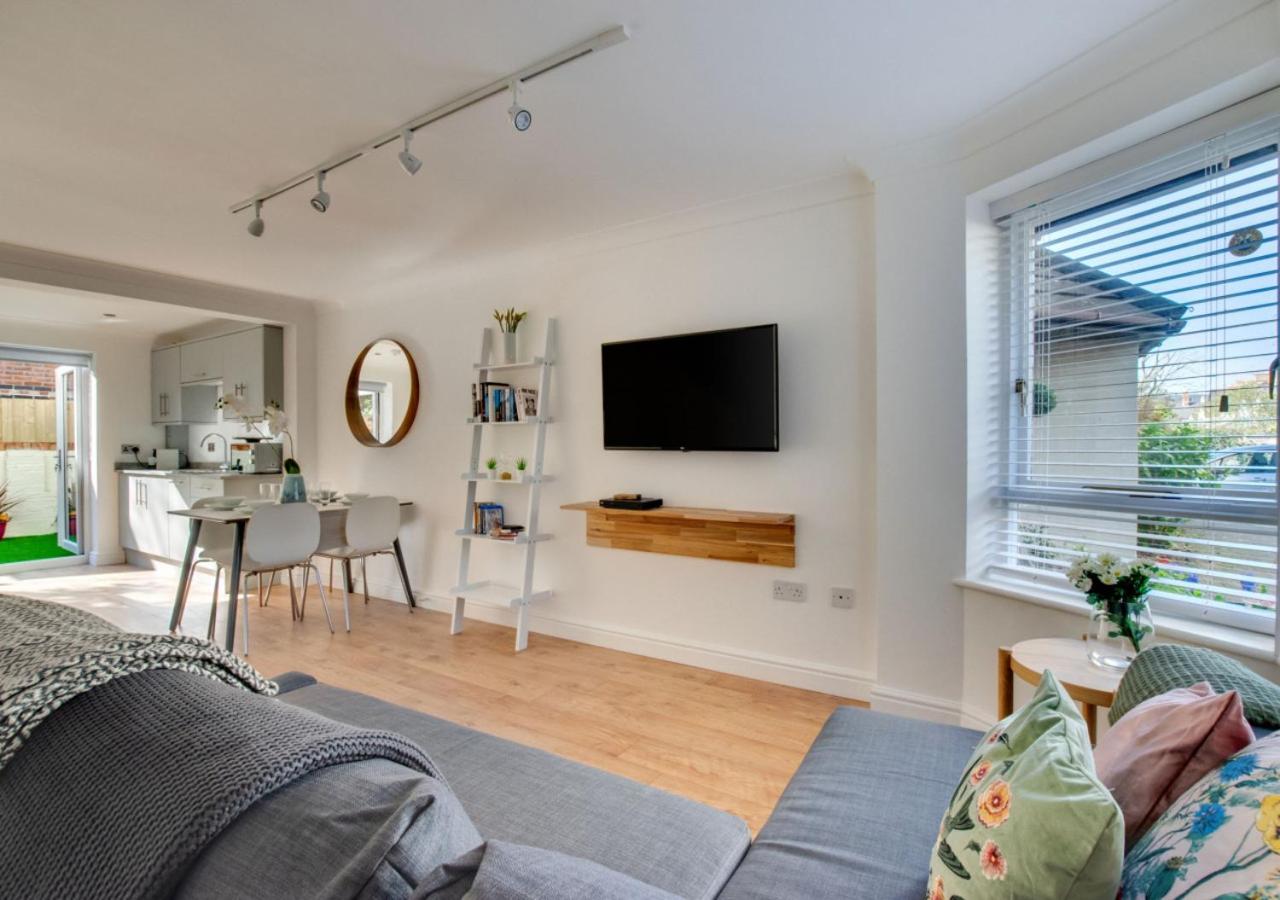 2 Bed in Cardiff oc-bow87 view 5