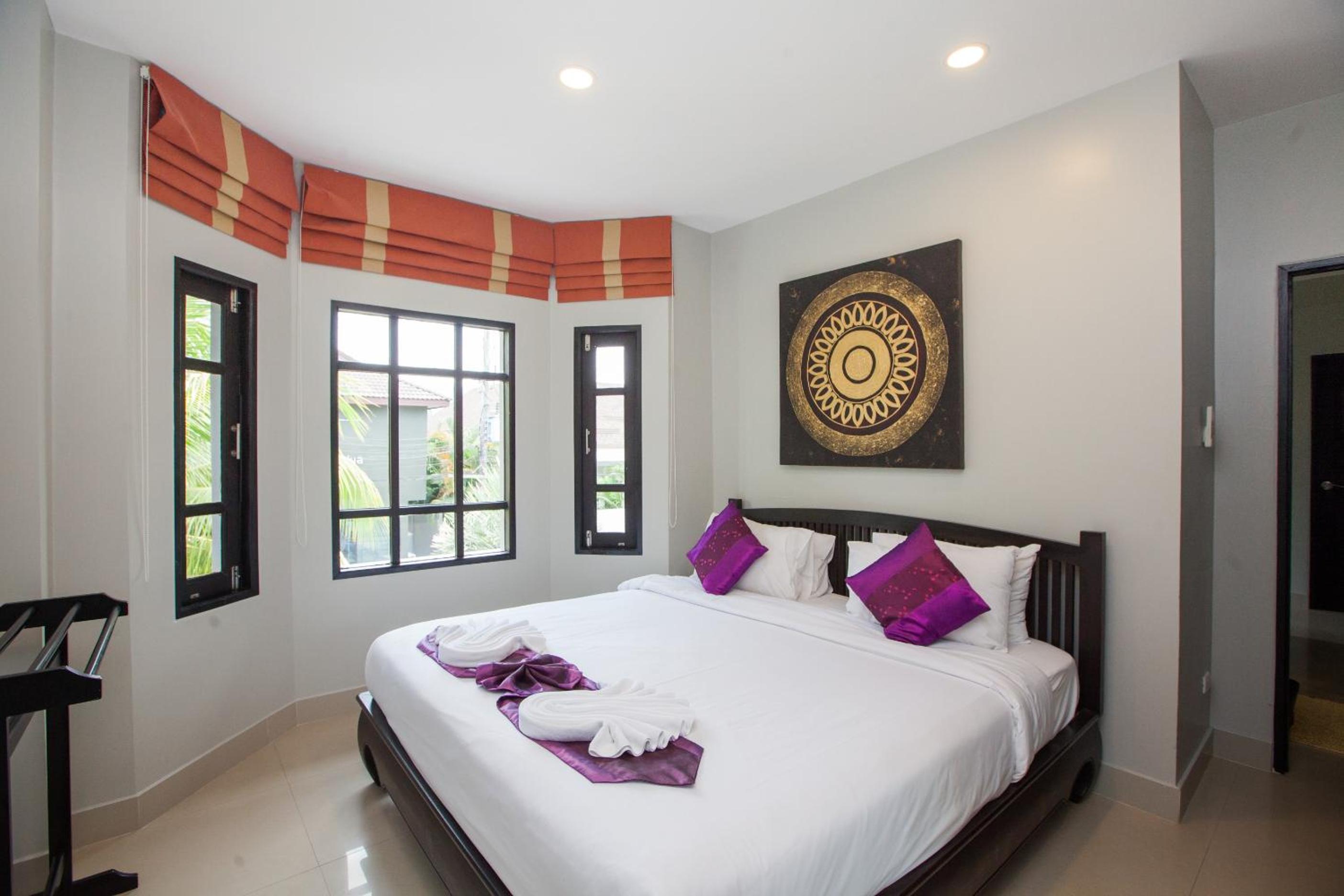 Baan Santhiya Private Pool Villas - Hotel style service with Free Tuk Tuk