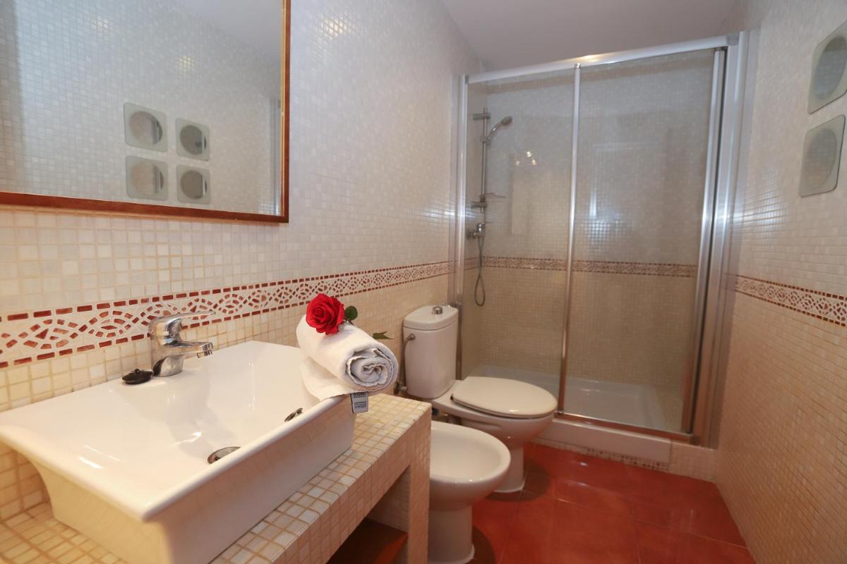 COSTA DAURADA APARTAMENTS - Mercuri photo 2