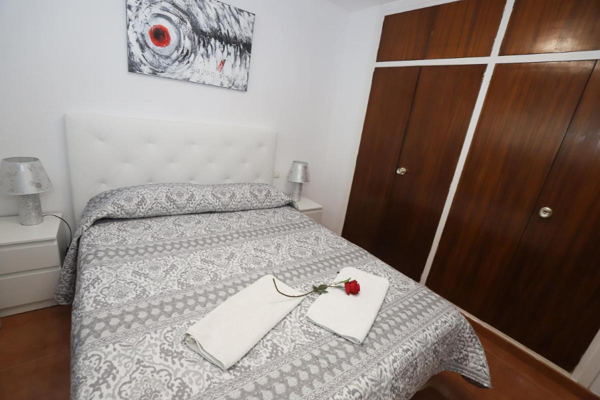 COSTA DAURADA APARTAMENTS - Mercuri photo 4
