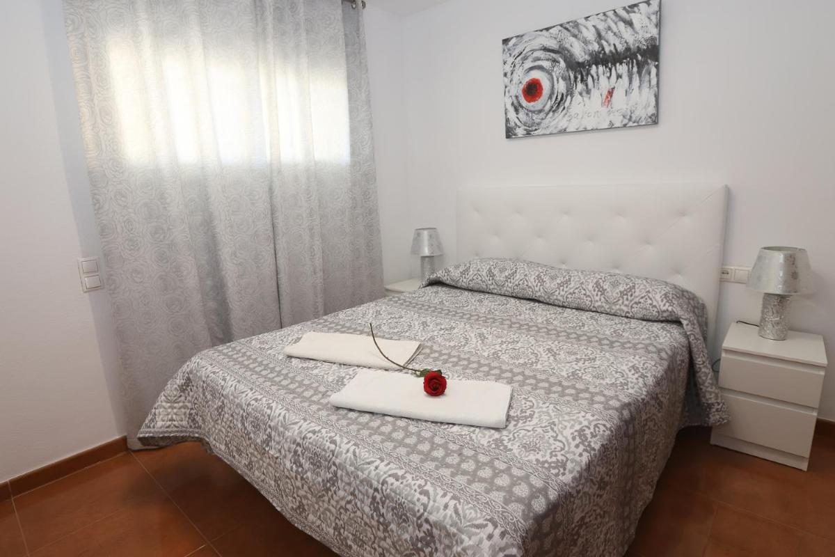 COSTA DAURADA APARTAMENTS - Mercuri photo 5