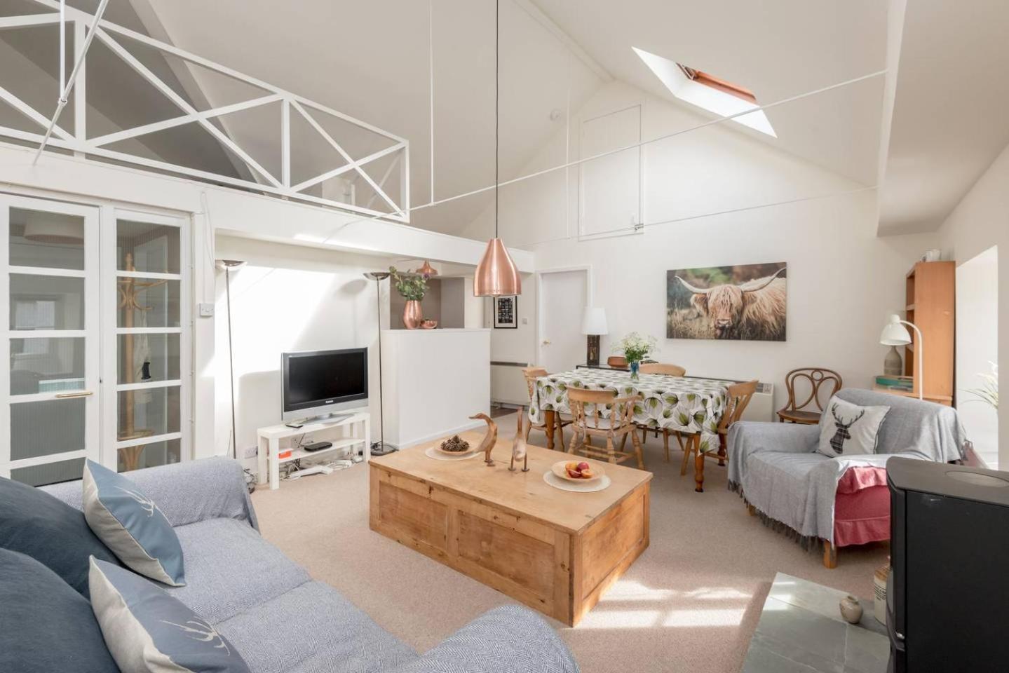 JOIVY Loft at the Brewery with Free Parking view 2